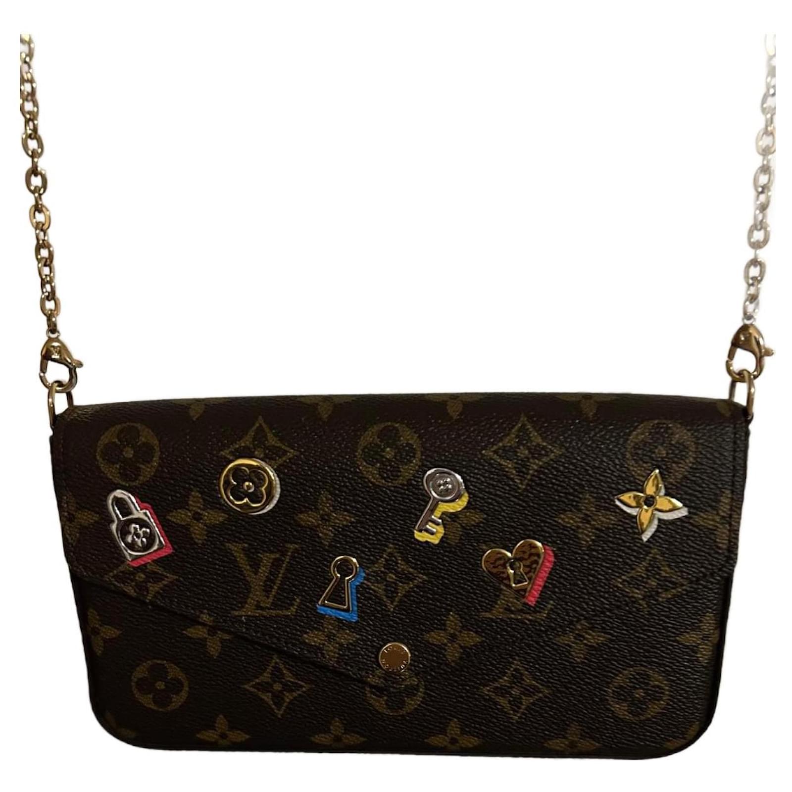 Louis Vuitton Shoulder Bag Pochette - Eva LV Logo Monogram Gold Chain  Handbag