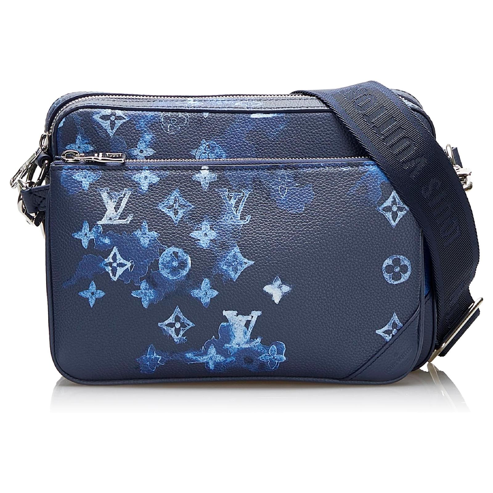 Louis Vuitton LV Trio messenger watercolor Blue Leather ref.275245 - Joli  Closet