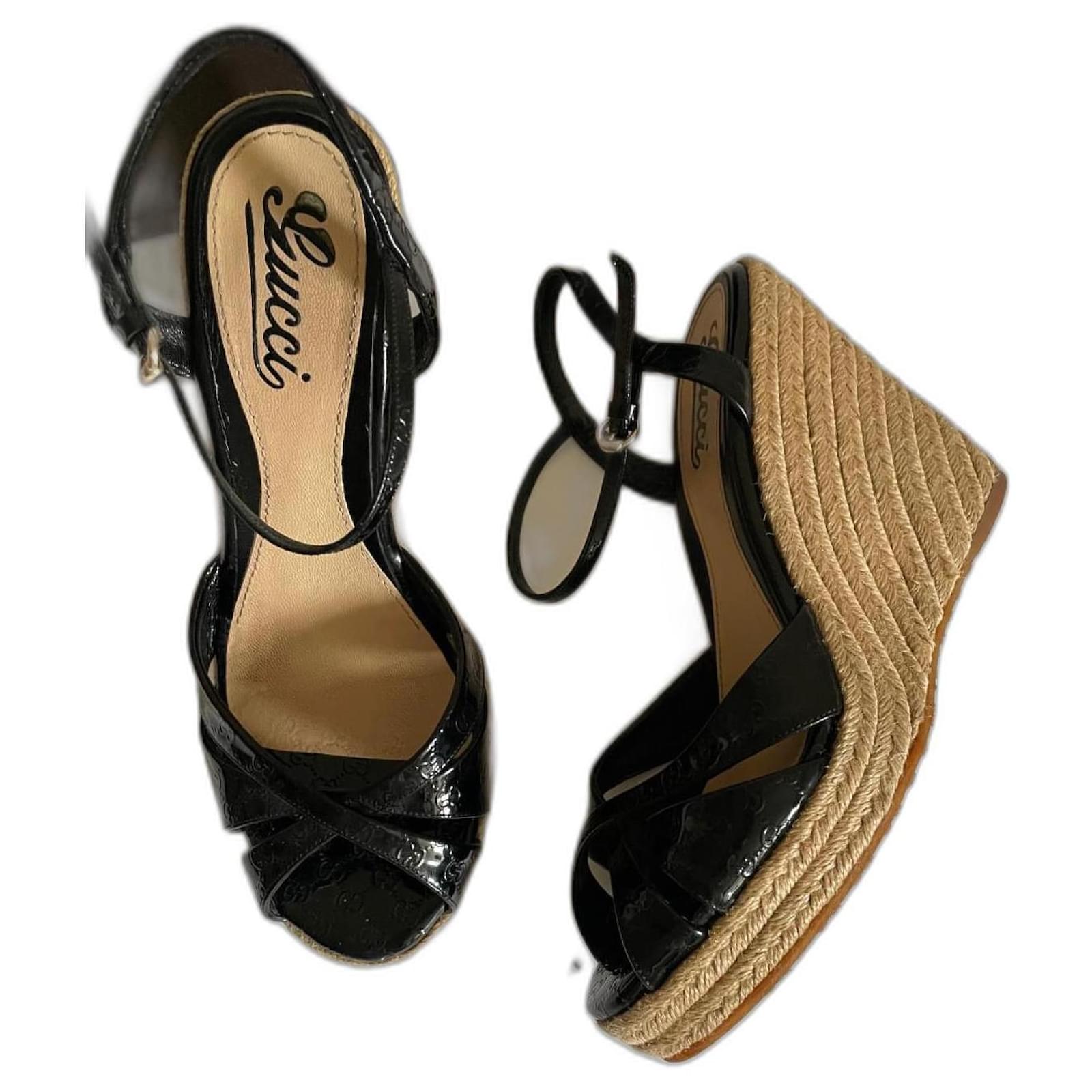 Gucci Espadrilles Black Beige Patent leather ref.957733 Joli Closet