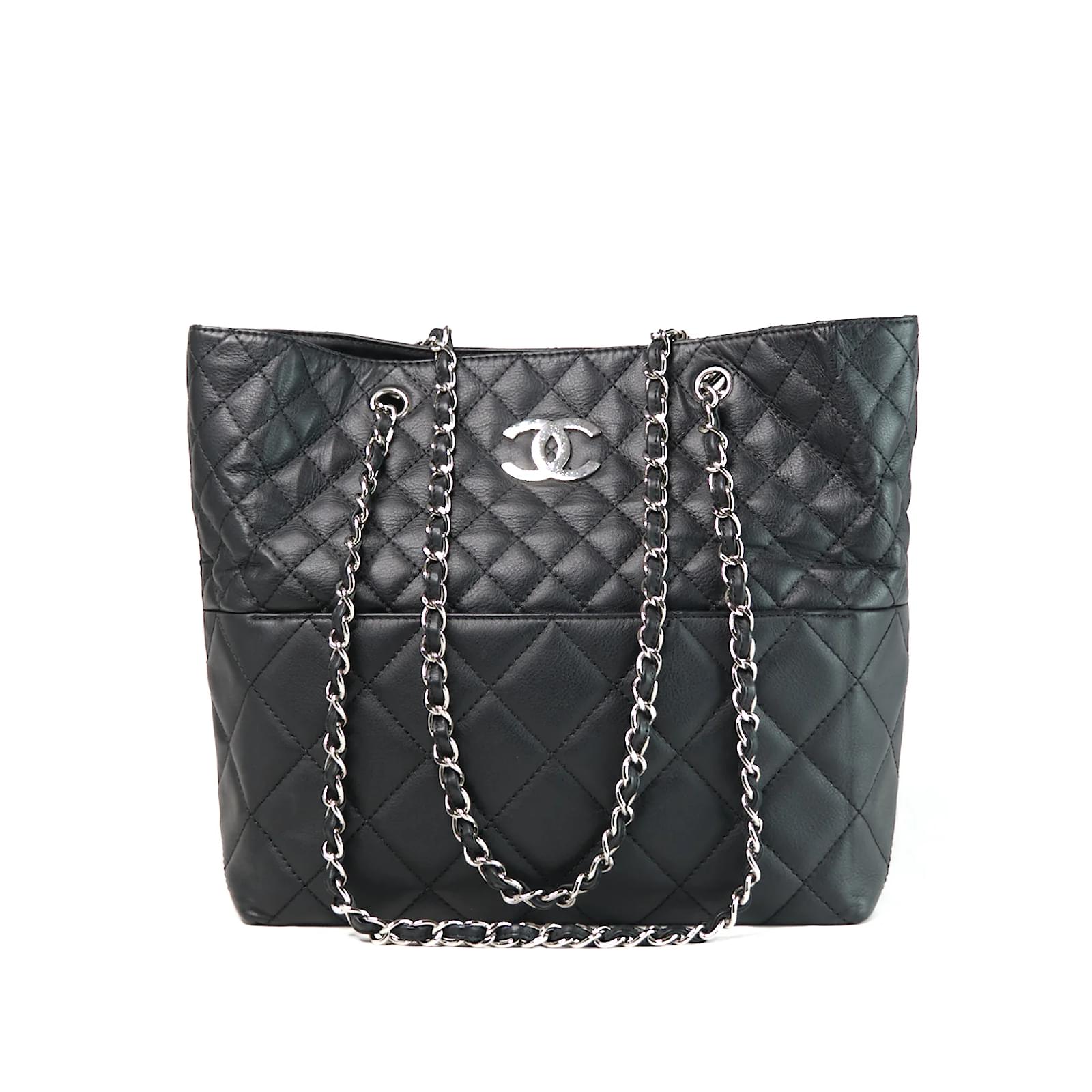 Chanel CC Quilted Leather In The Business Tote Black Pony-style calfskin  ref.958330 - Joli Closet