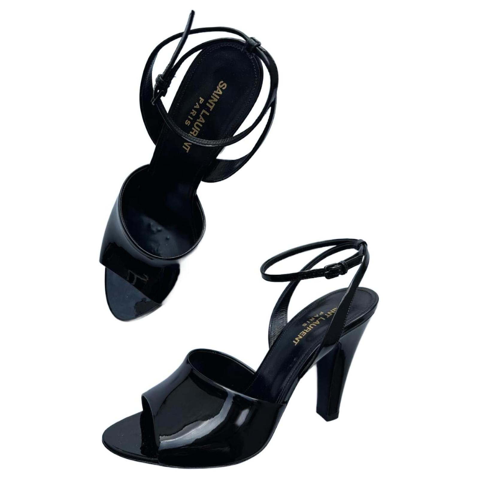 Saint Laurent シルバーサンダル 38 Saint Laurent シルバーサンダル 38 SAINT LAURENT Strappy