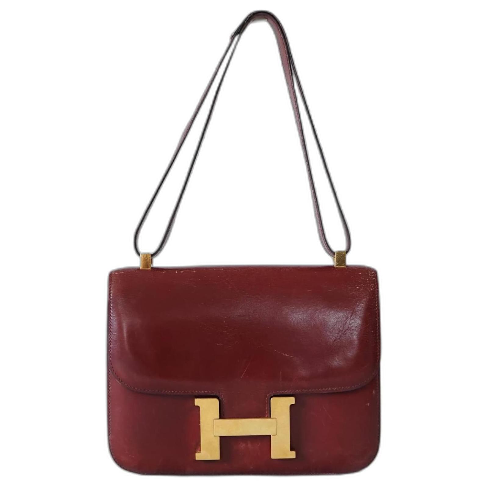 Hermès Hermes Constance 23 in Box leather Dark red ref.959077 - Joli Closet