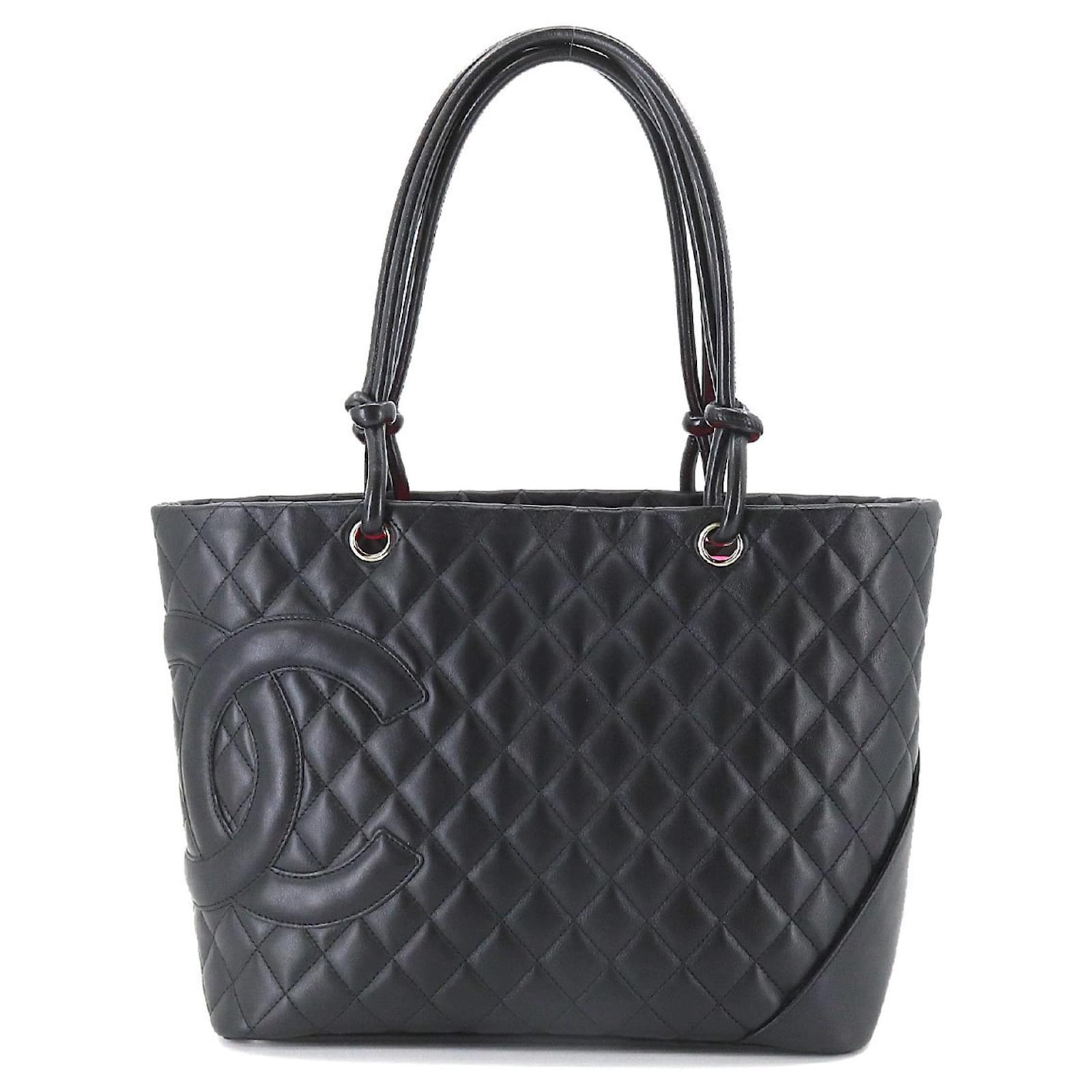 Chanel Cambon Black Leather ref.959369 - Joli Closet