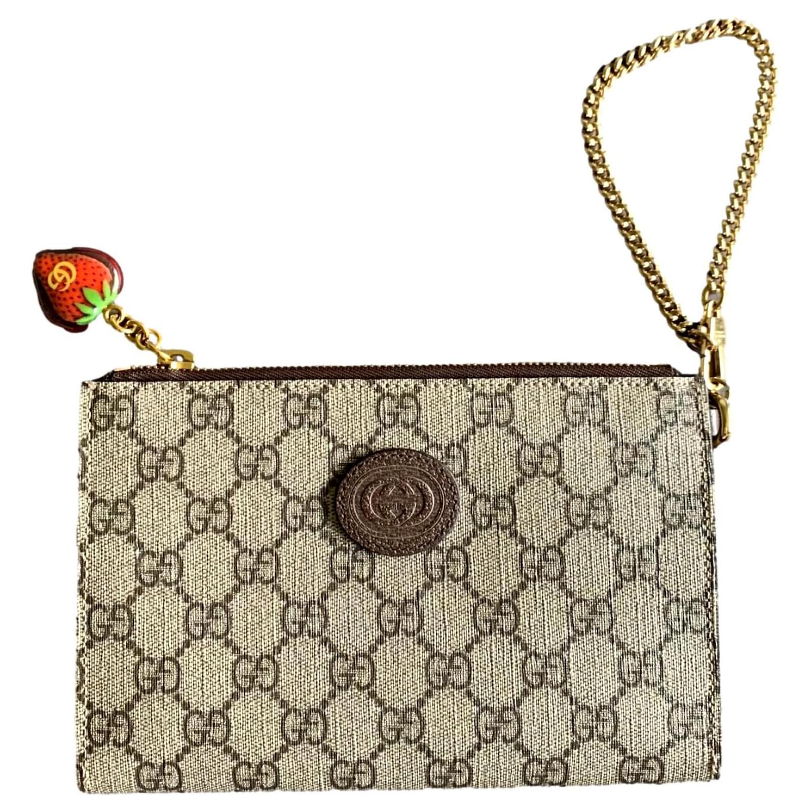 Gucci strawberry online clutch