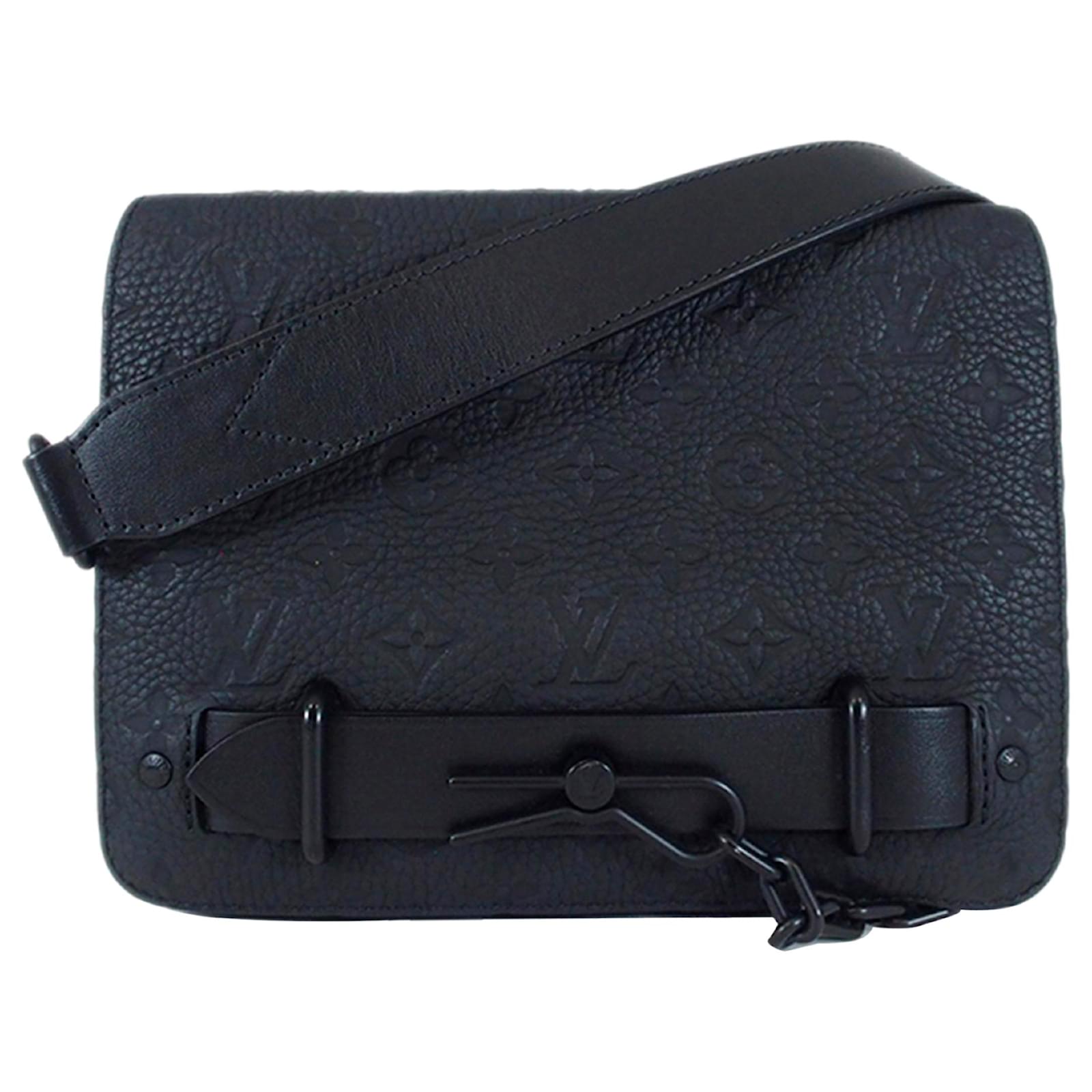 Louis Vuitton Black Monogram Taurillon Steamer Messenger Leather Pony-style  calfskin ref.959997 - Joli Closet