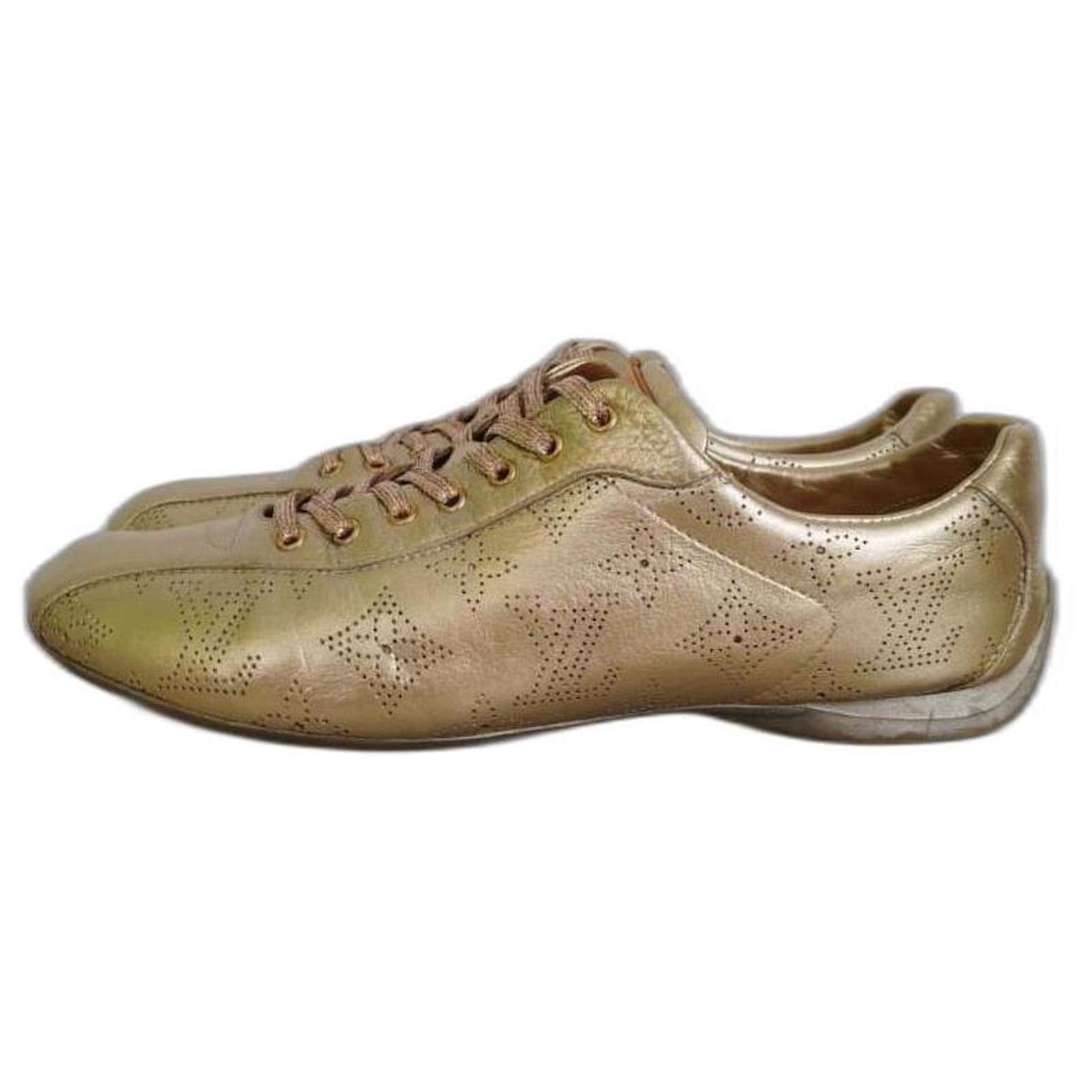 Louis Vuitton Sneakers Golden Leather ref.961299 - Joli Closet