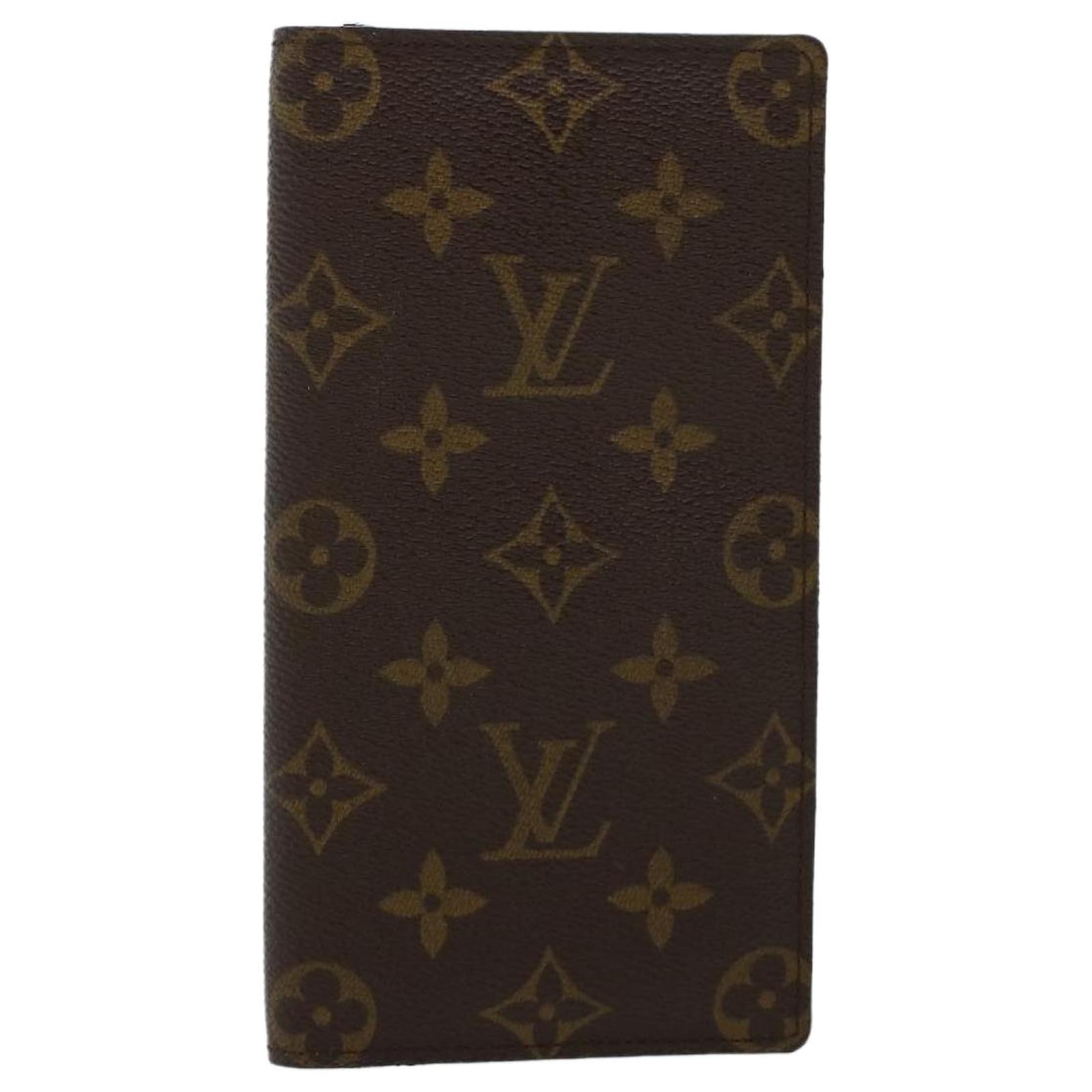 Louis Vuitton Monogram canvas passport holder. Dark brown Cloth