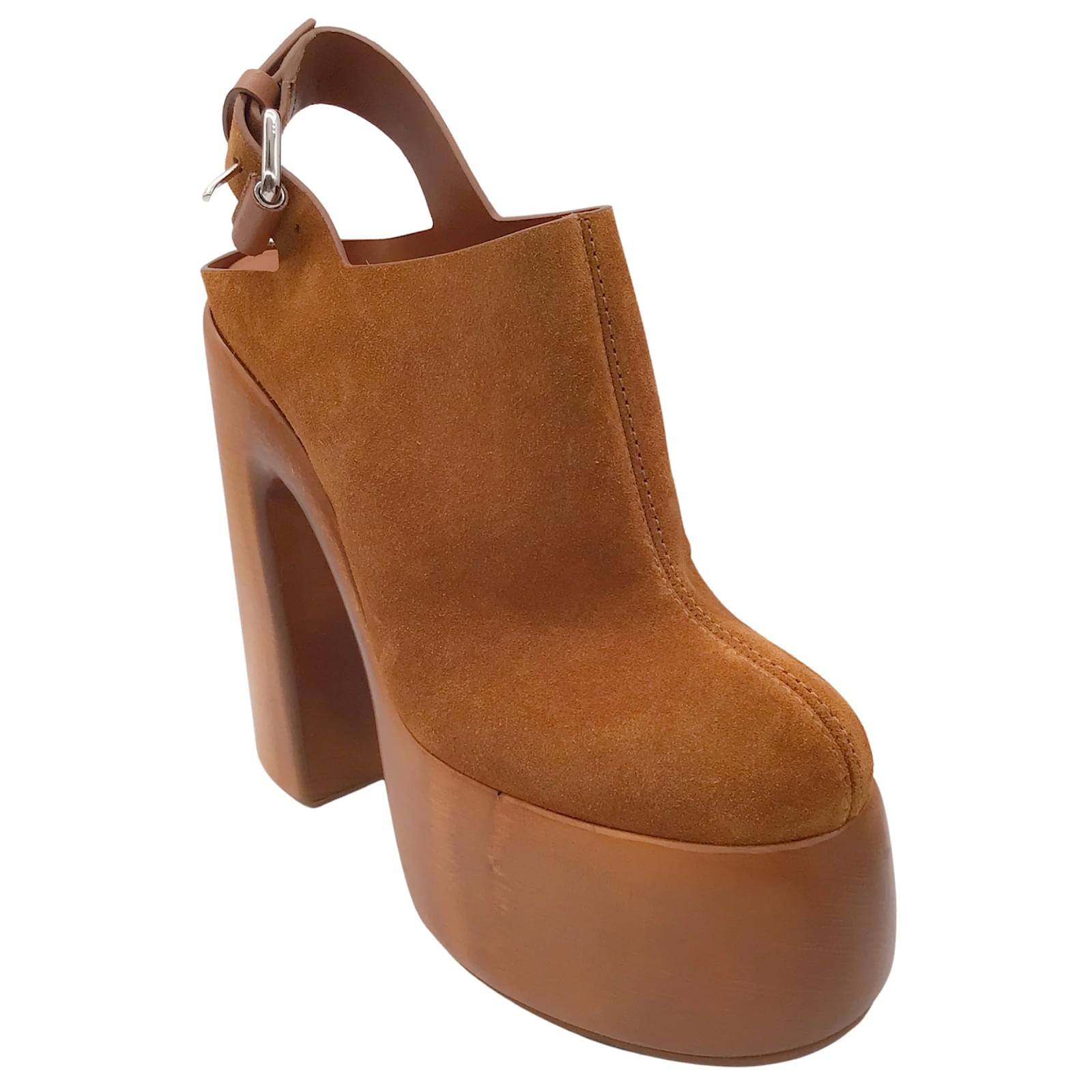Chunky wood platform heels w a white leather... - Depop