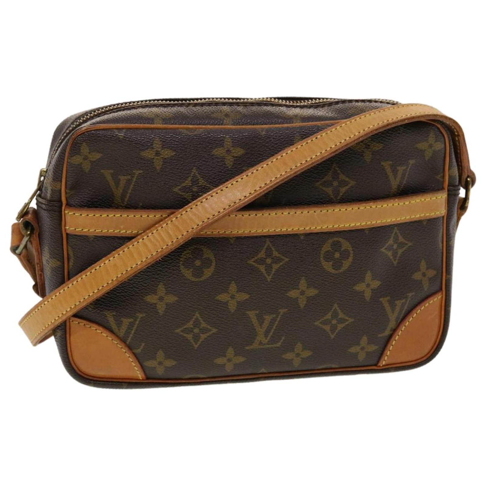 LOUIS VUITTON Trocadero 23 Monogram Canvas Shoulder Bag Brown