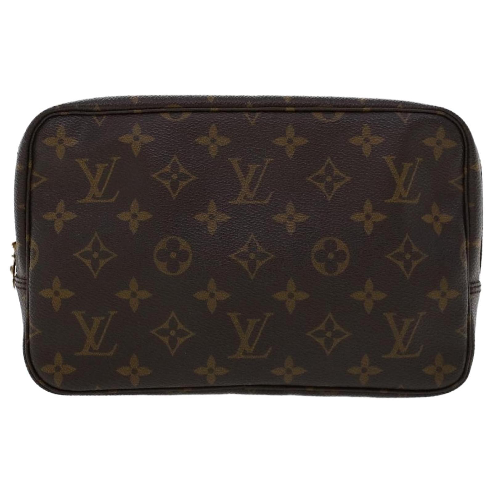 Louis Vuitton, Bags, Authentic Vintage Louis Vuitton Damier Truth Pochette