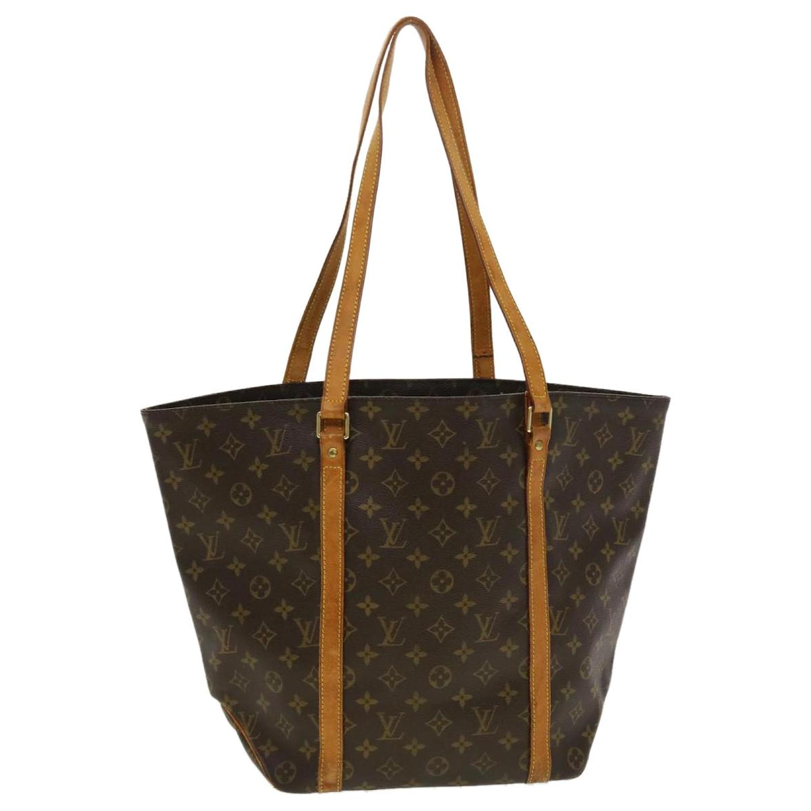 Louis Vuitton Sac Shopping Tote 