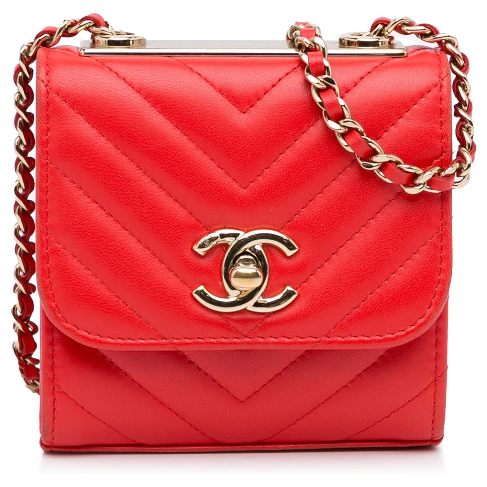 Chanel Red Mini Chevron Quilted Lambskin Trendy CC Chain Wallet Leather  ref.964453 - Joli Closet