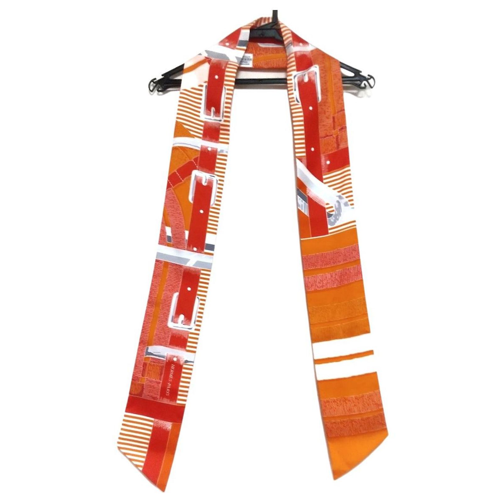Foulard Hermès En Soie Orange - Motif Géométrique - Occasion