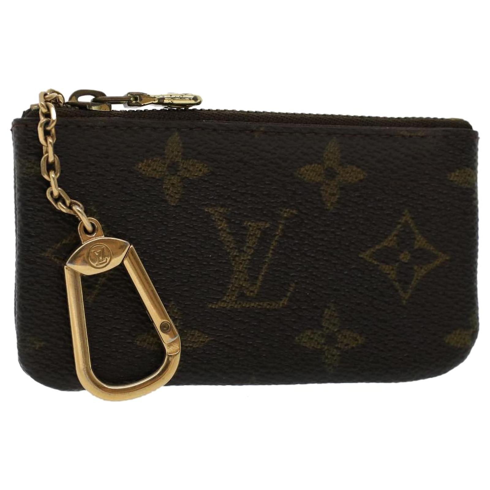 Louis-Vuitton Monogram Pochette Cles