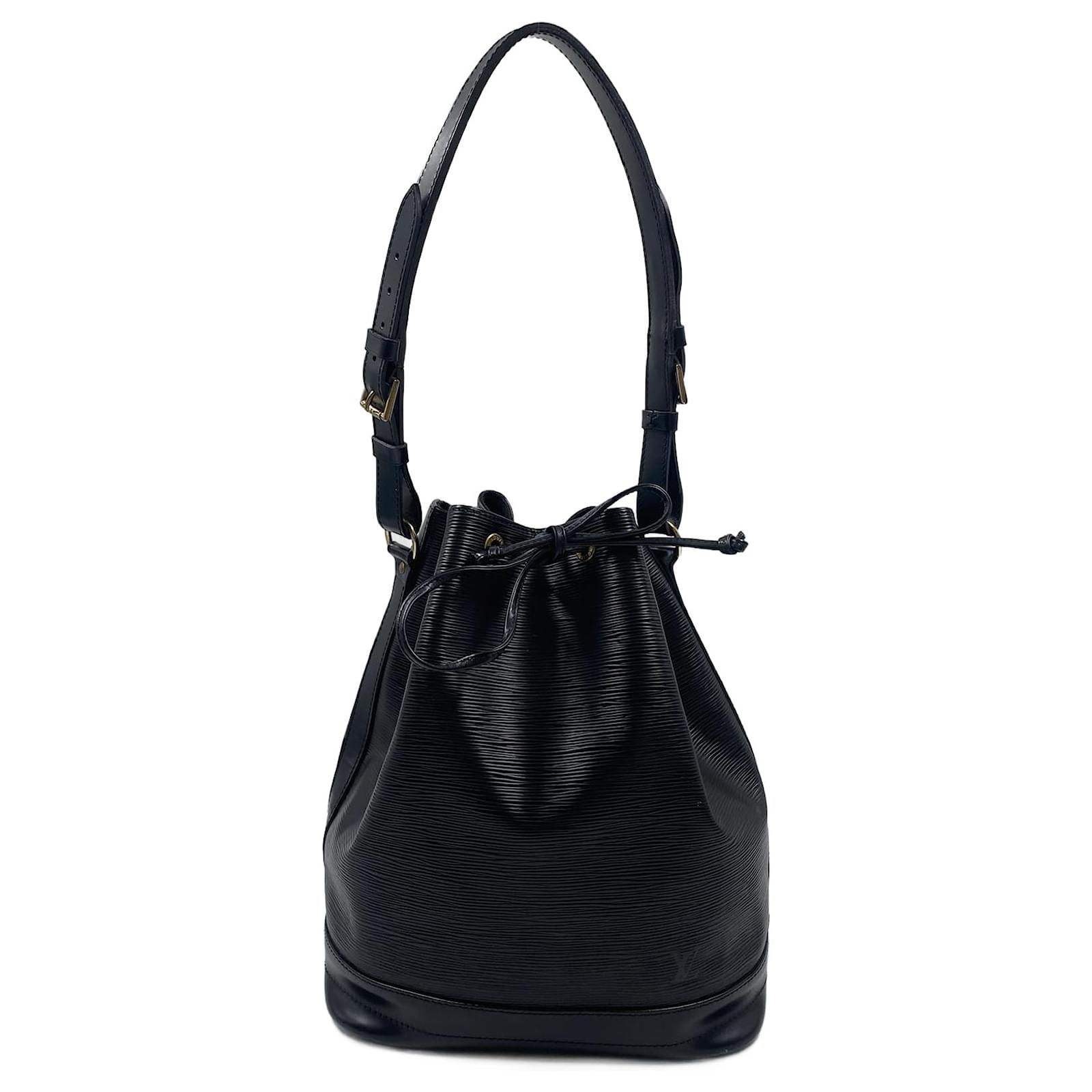 Black Epi Leather Louis Vuitton Noe ref.966641 - Joli Closet