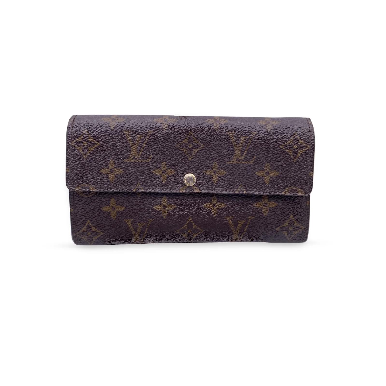 Shop Louis Vuitton SARAH Sarah wallet (PORTEFEUILLE SARAH, M61182