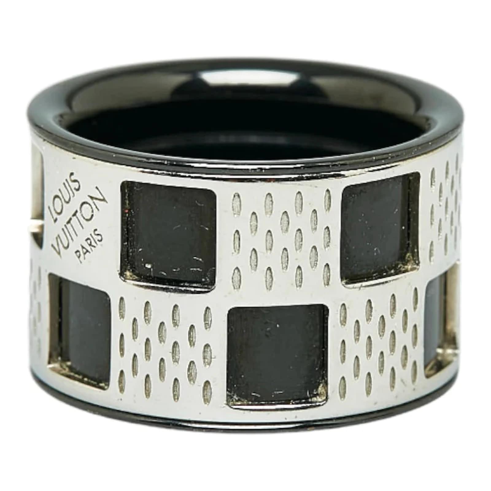 Louis Vuitton Damier Perfore Berg Ring Silvery Metal ref.968134