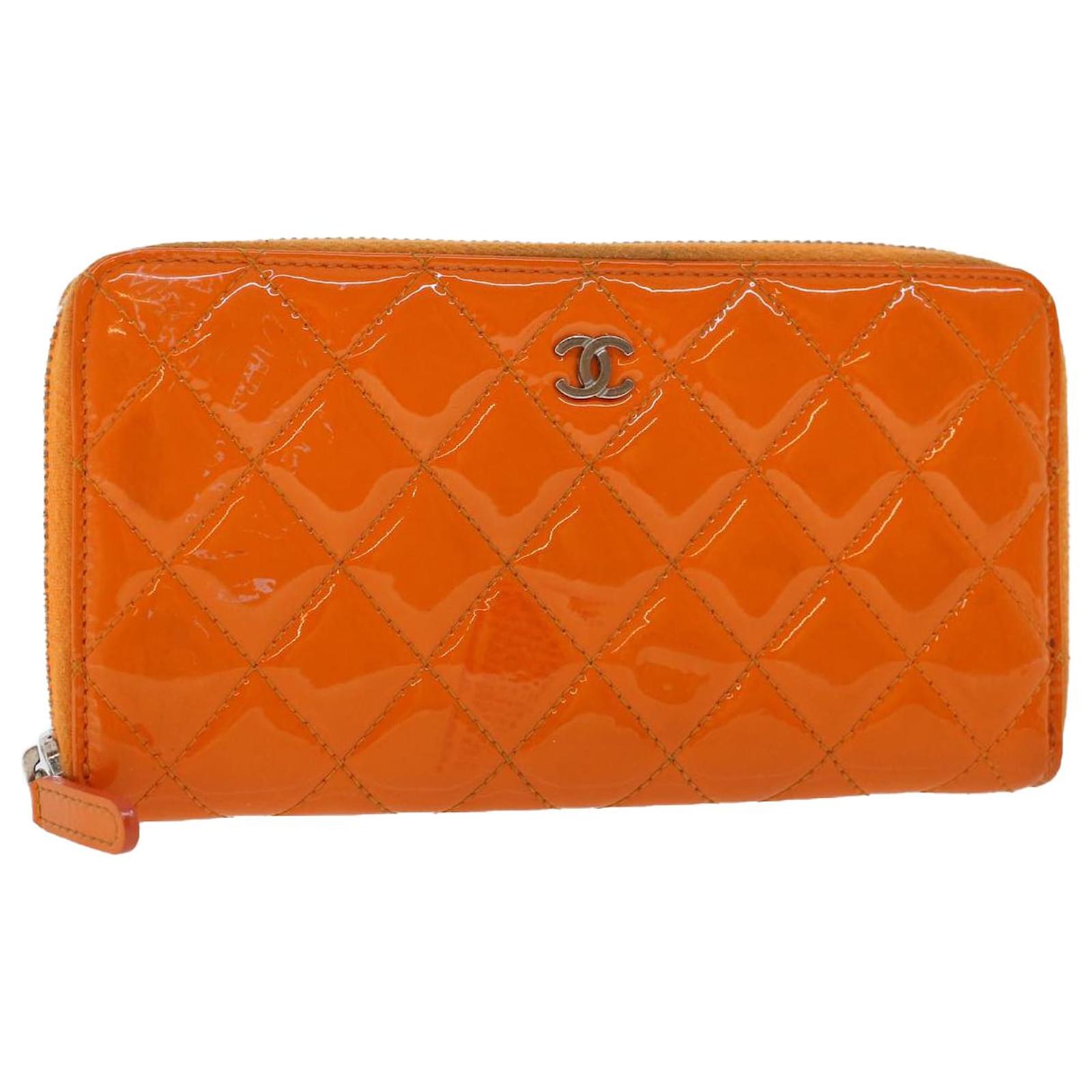CHANEL Matelasse Long Wallet Enamel Orange CC Auth 45618 ref.968222 - Joli  Closet