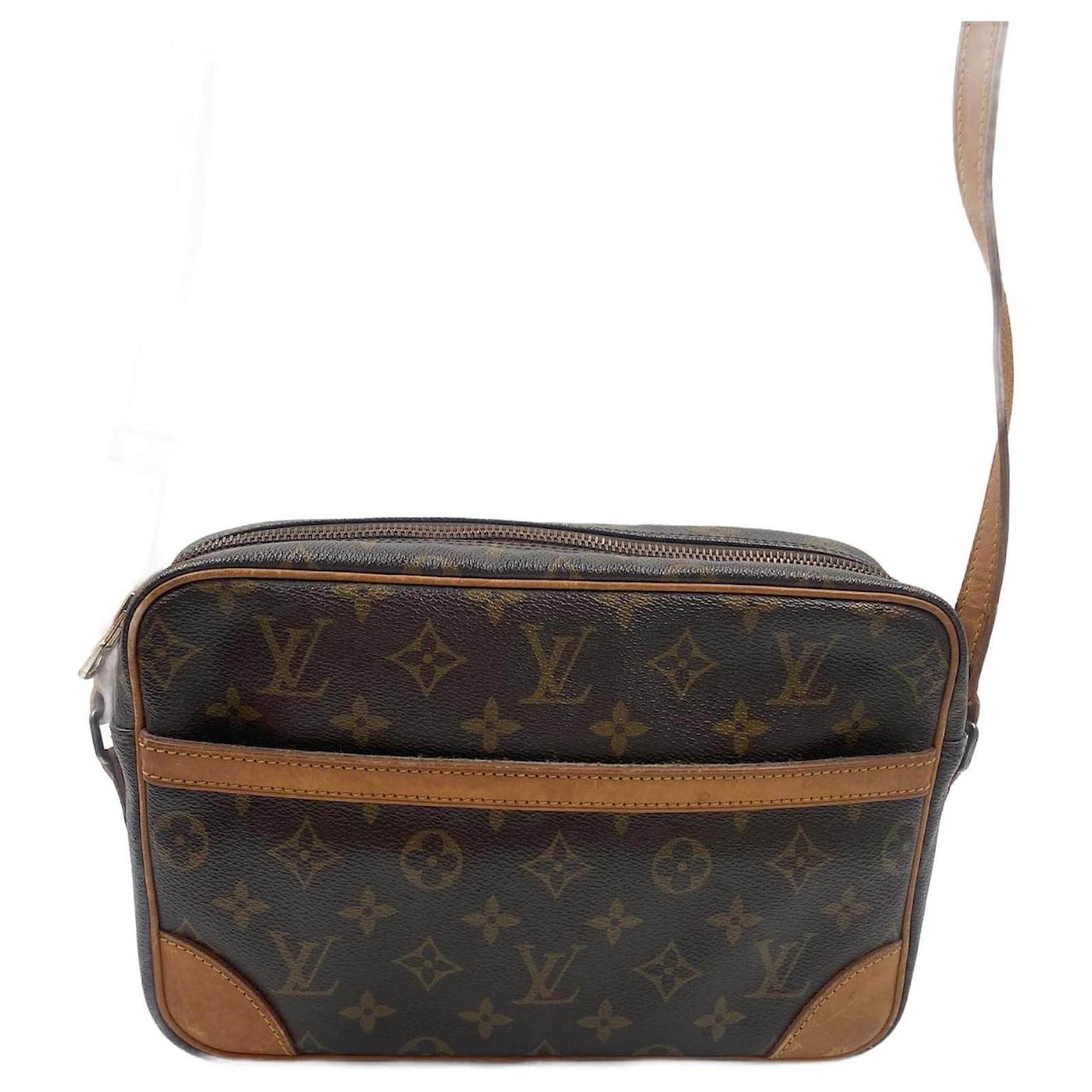 Louis Vuitton Coated Canvas Material
