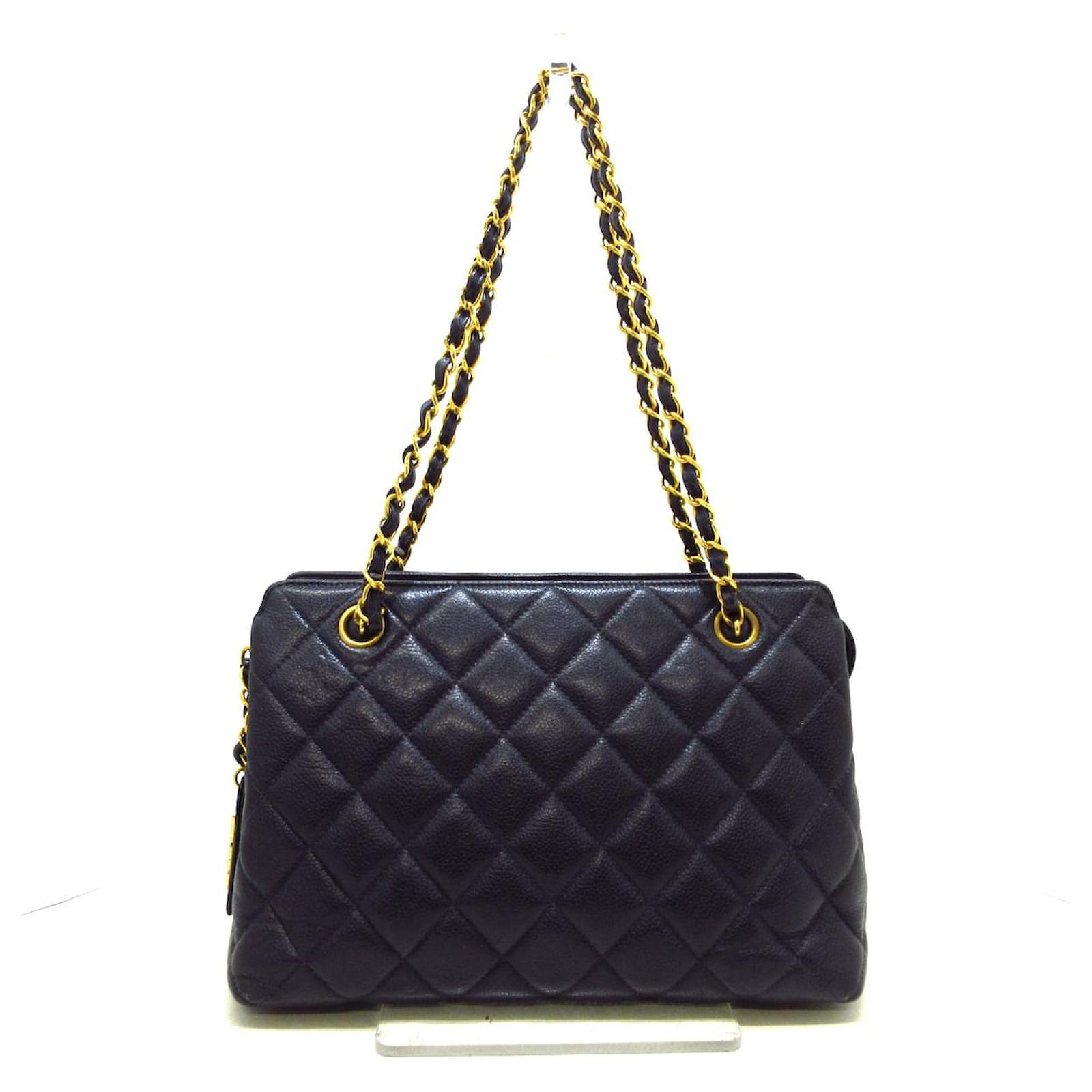 Chanel Matrasse Black Leather ref.968634 - Joli Closet