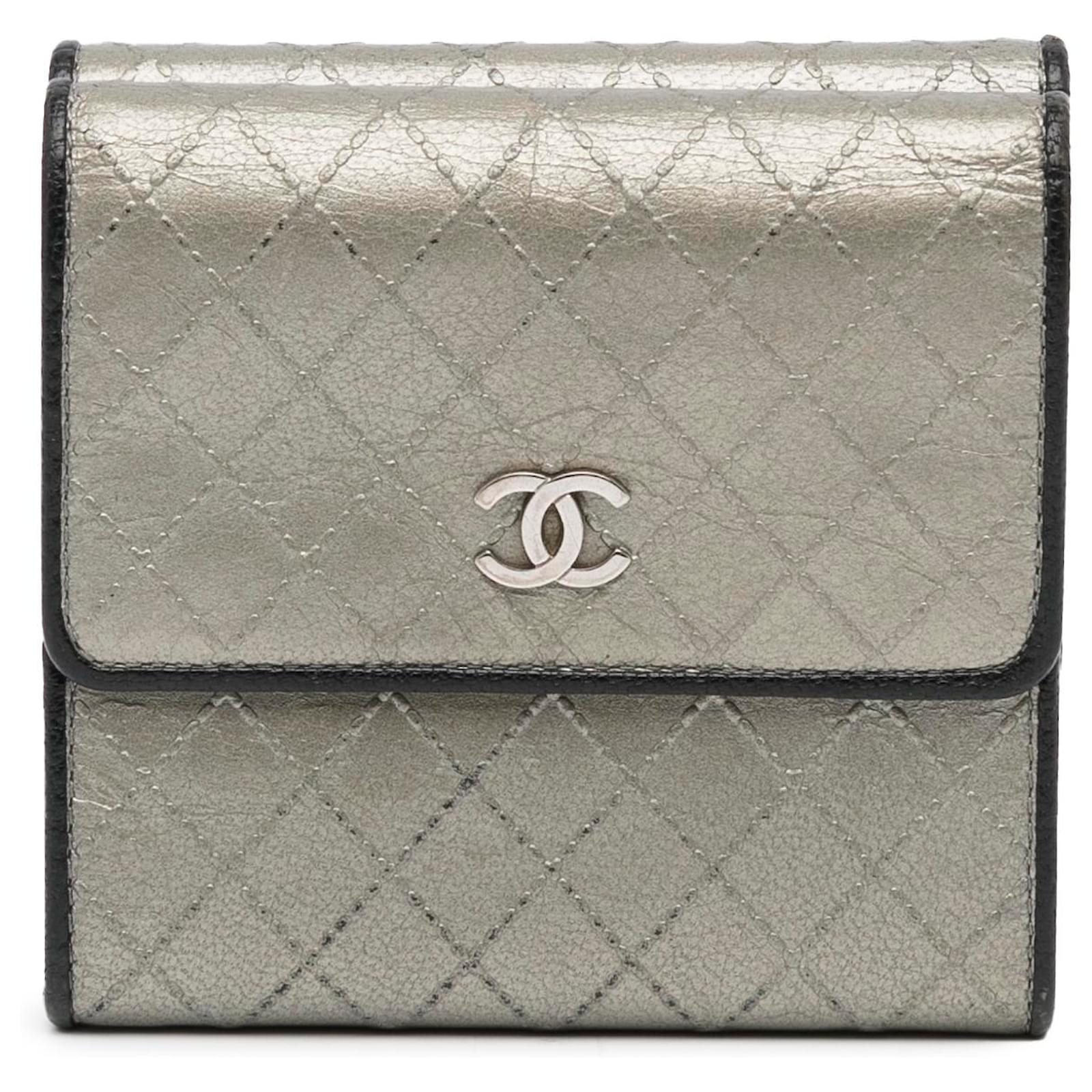 Chanel Silver CC Compact Trifold Wallet Silvery Leather ref.969197