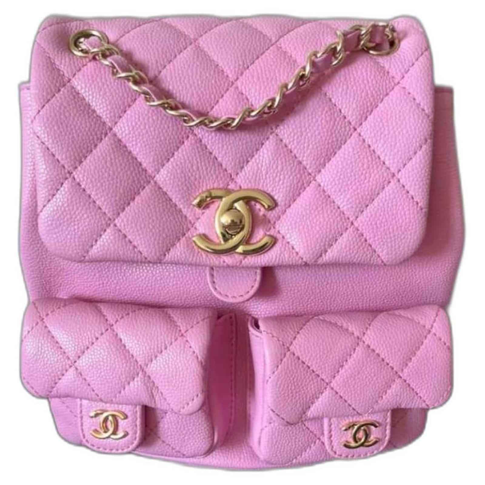Executive 23P Chanel Backpack Timeless/ classique Pink Leather ref ...