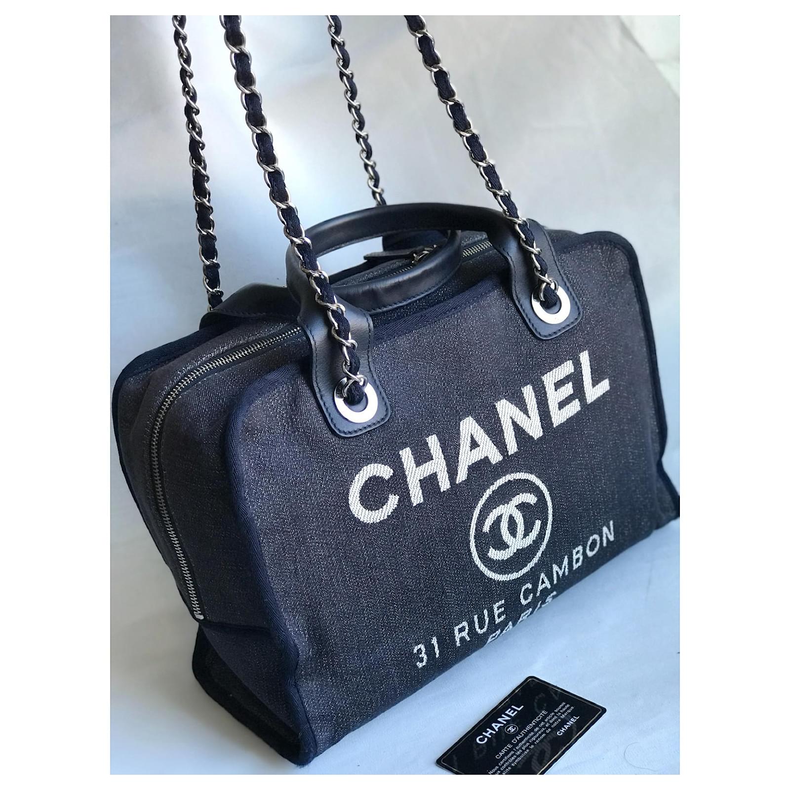 Chanel bag with authenticity card Blue Denim ref.969759 - Joli Closet