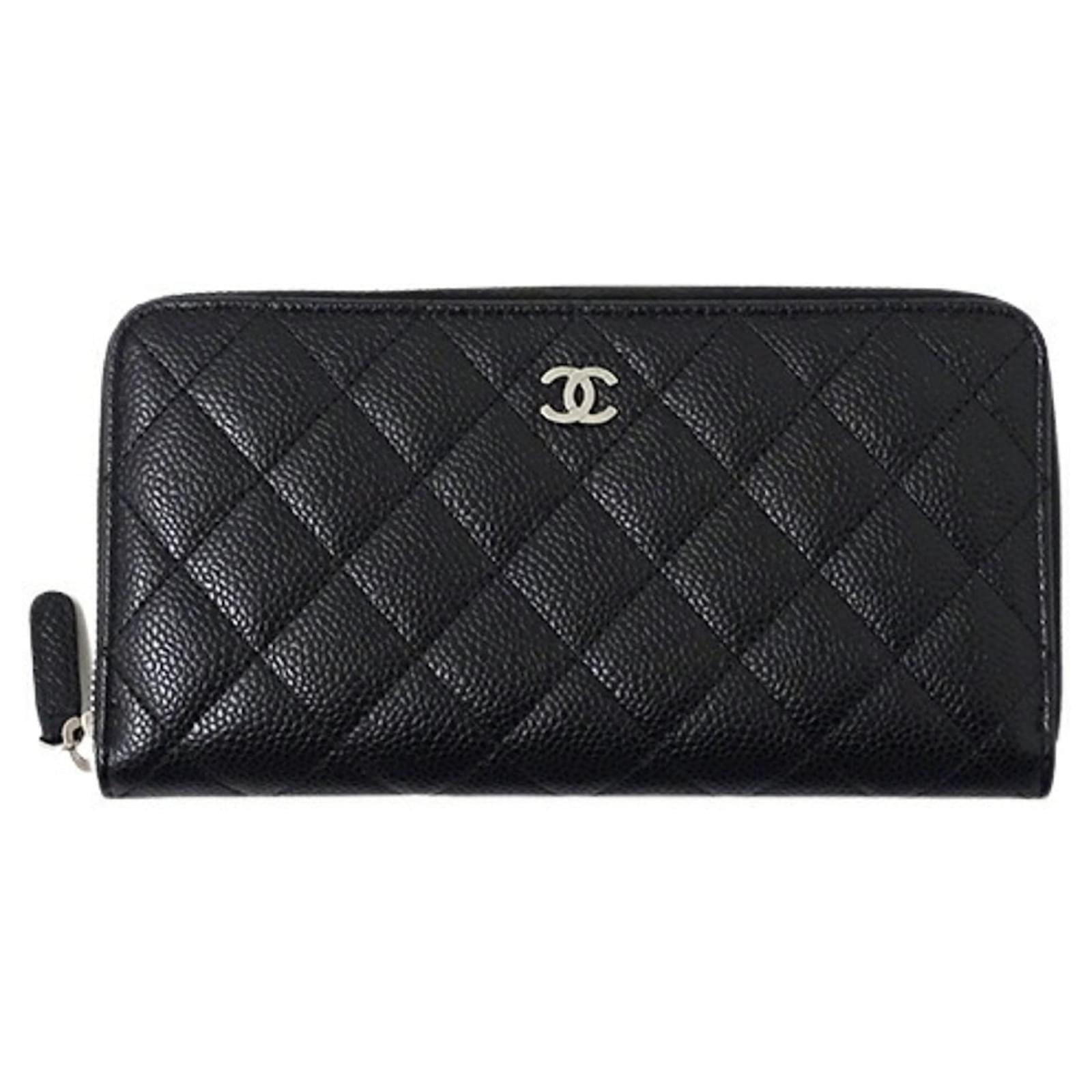 Chanel Zip around wallet Black Leather ref.970772 - Joli Closet