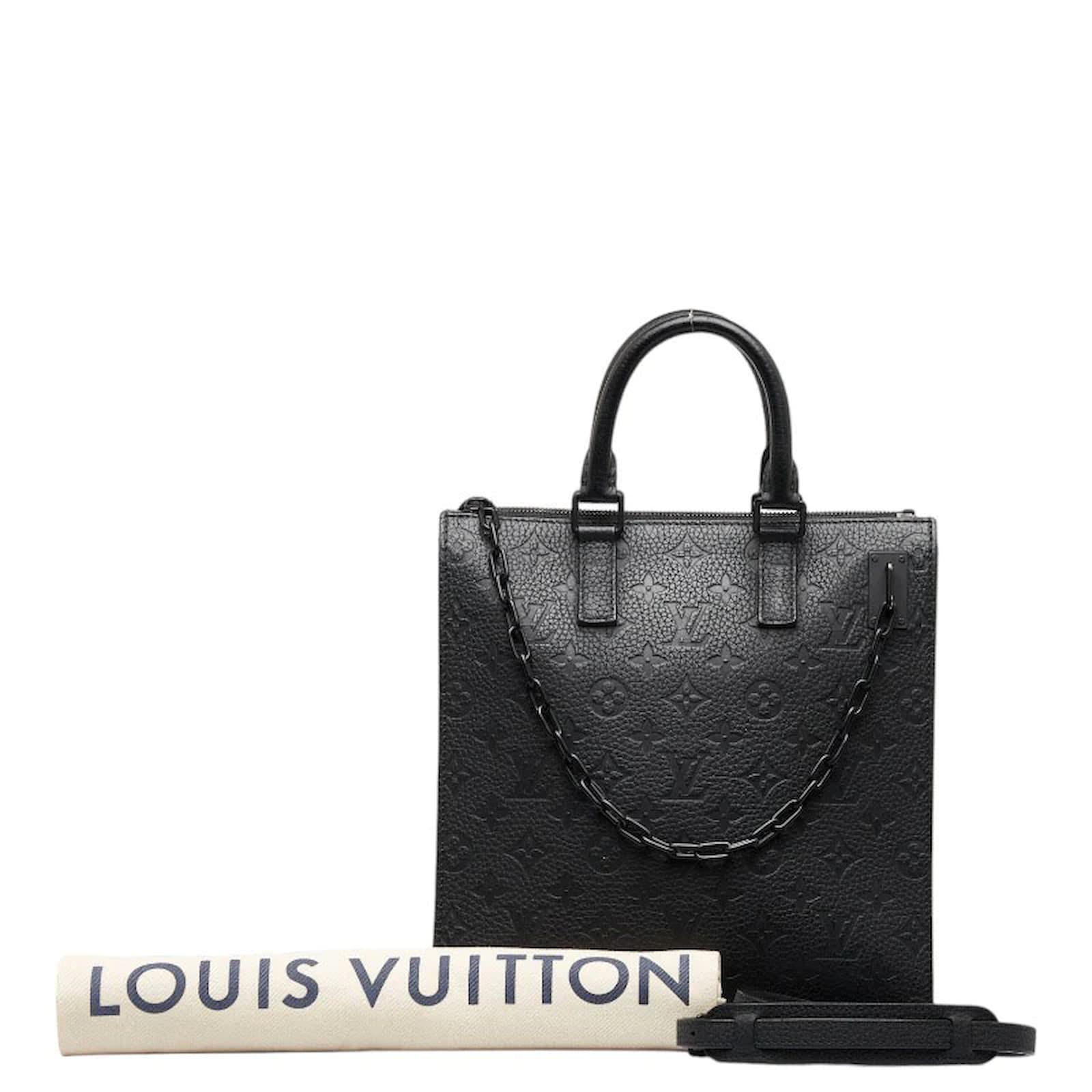 Louis Vuitton Monogram Taurillon Sac Plat Messenger M55924 Black