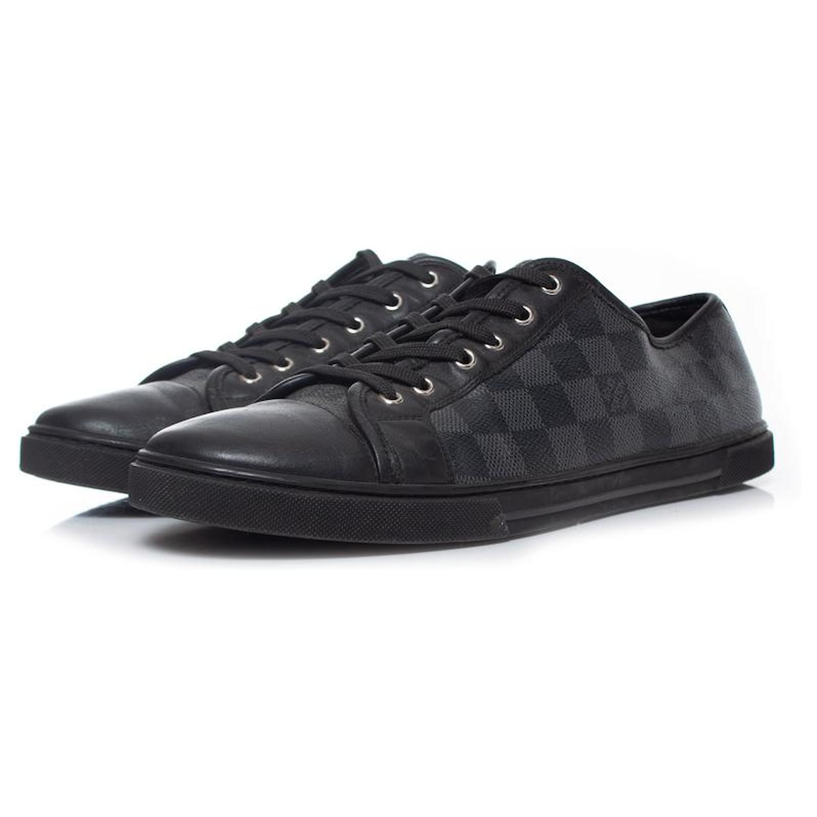 Pre-owned Louis Vuitton Rivoli Low Trainers In Black