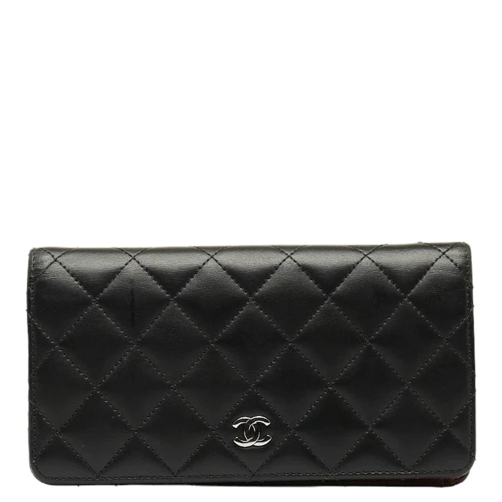 CHANEL CC Logo Quilted Leather Bi-Fold Wallet Black Taupe