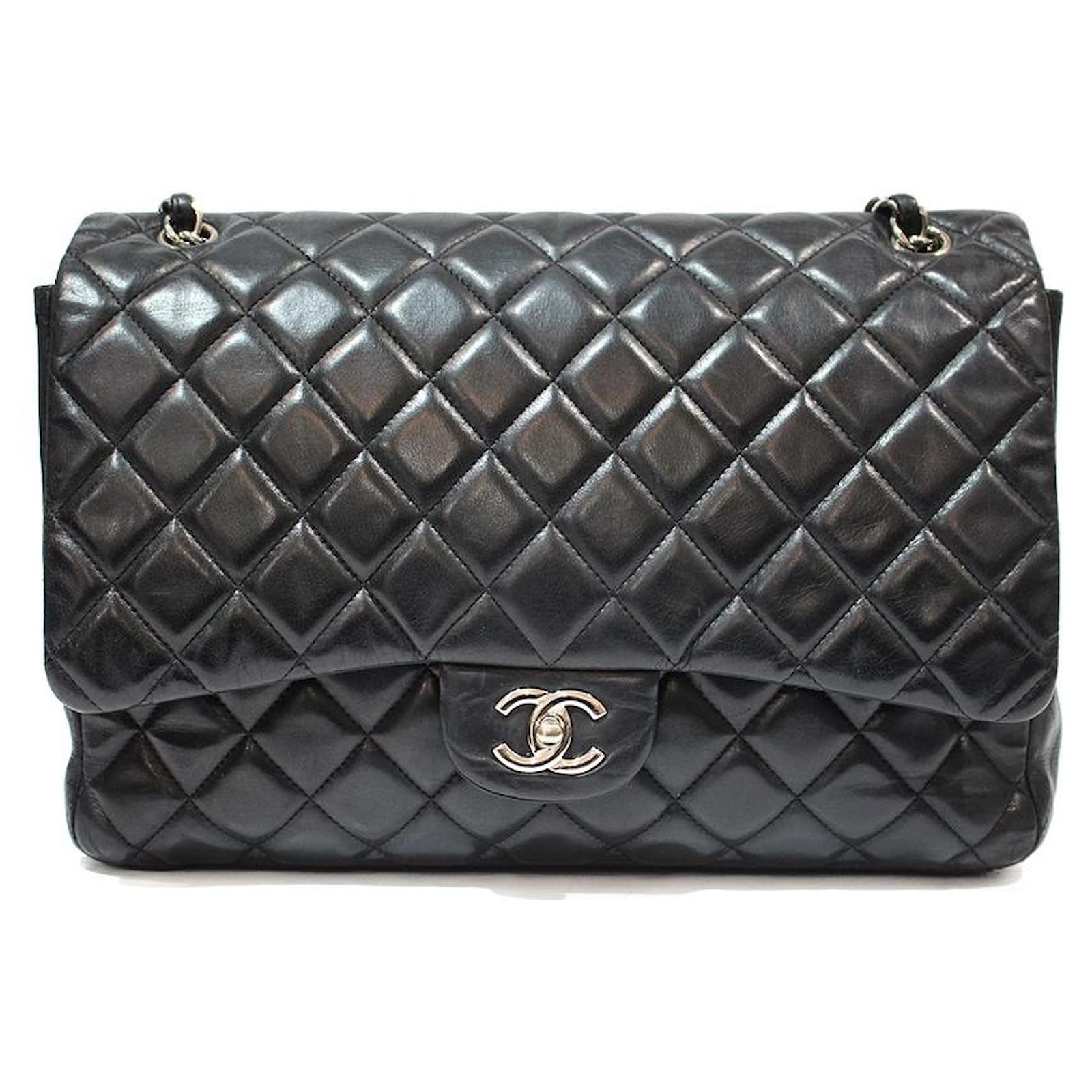 Chanel Handbags Black Leather ref.1004550 - Joli Closet