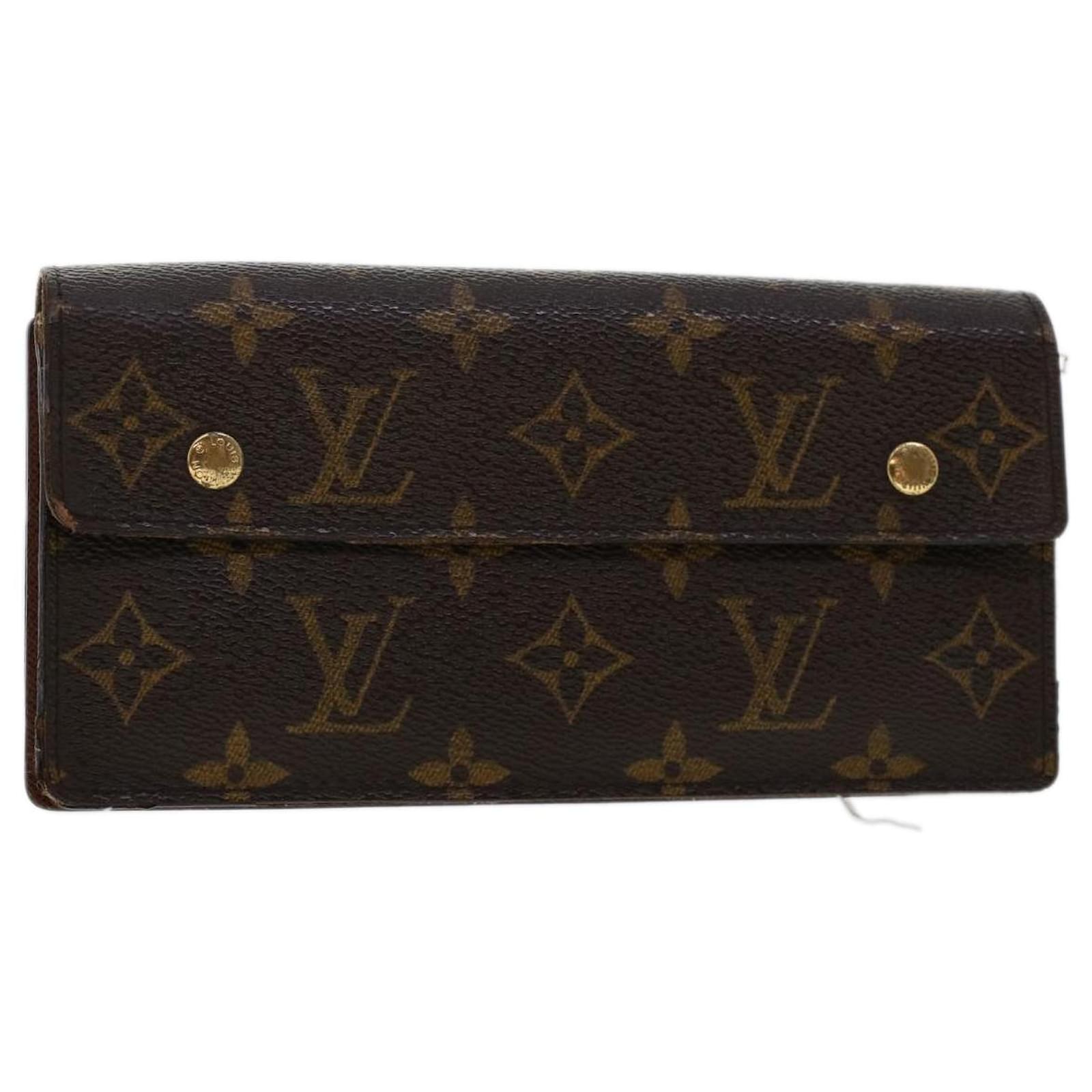 Louis Vuitton Accordion Wallet with Chain