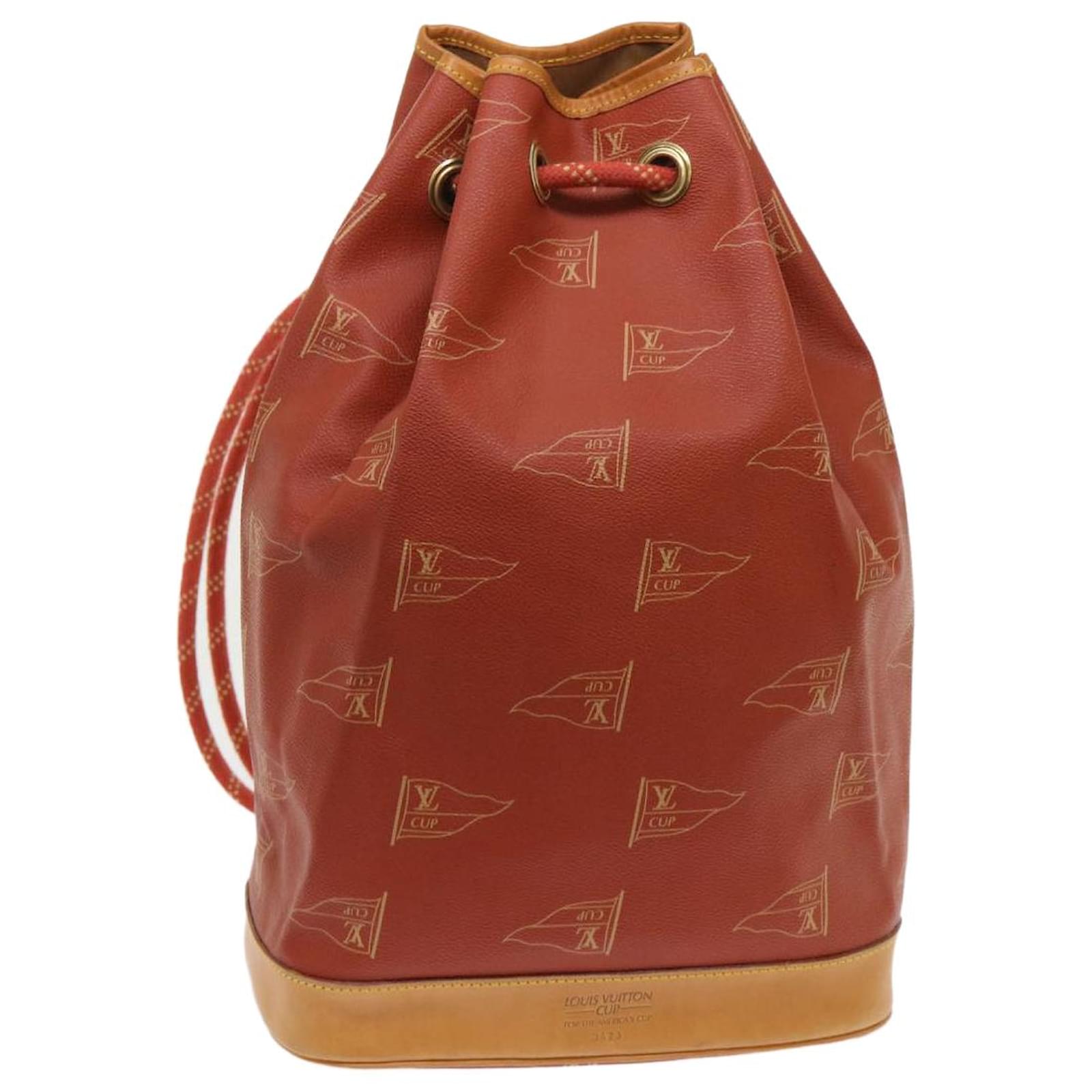LOUIS VUITTON Epi Leather Saint Tropez Shoulder Bag