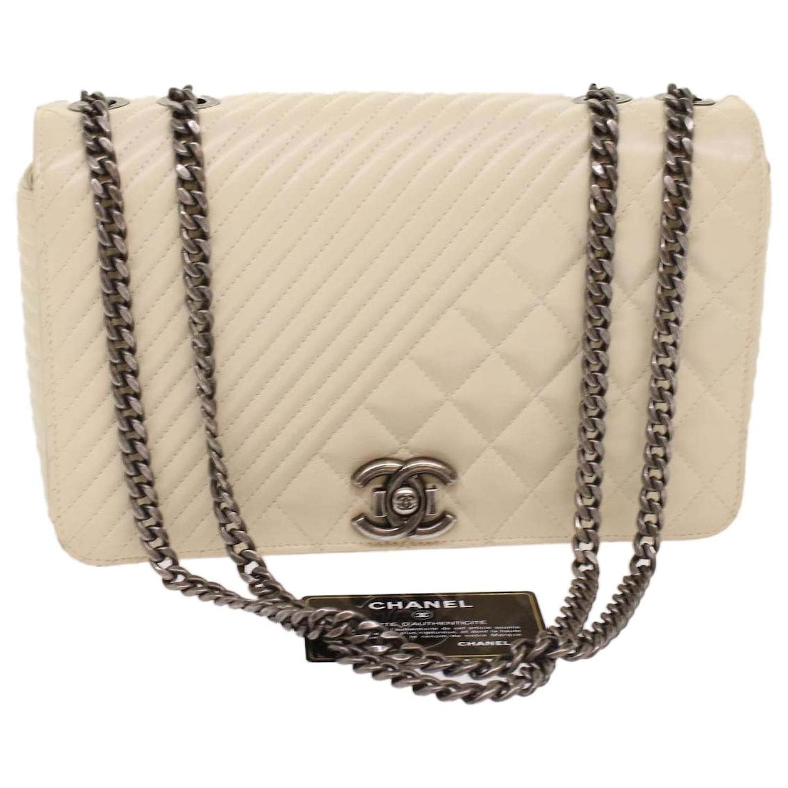 Handbags Chanel Chanel Chevron x Matelasse Chain Shoulder Bag Lamb Skin White CC Auth 48469a