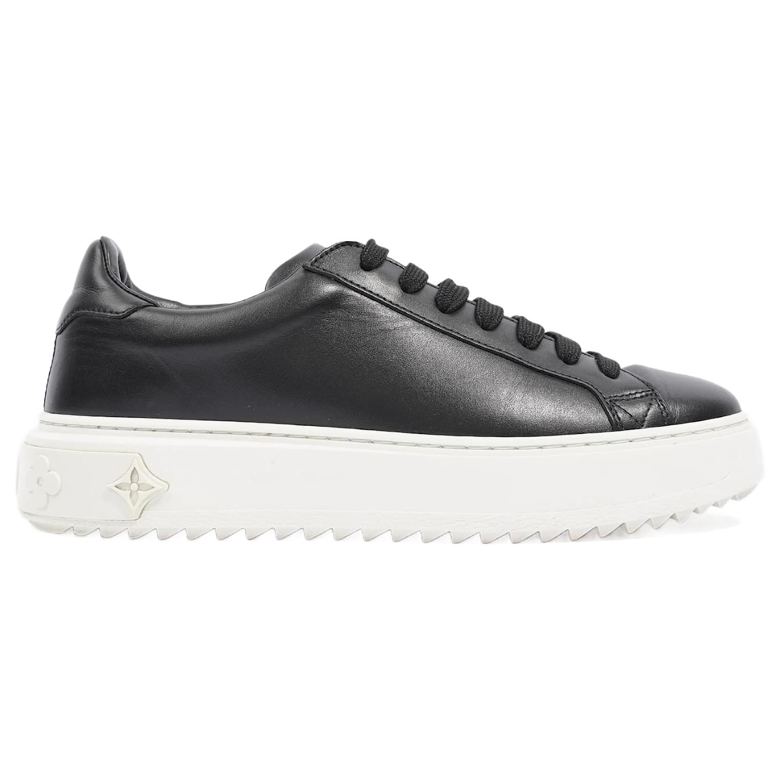 Louis Vuitton Frontrow White/Brown Studded Leather Sneaker 37.5 US 7.5  ref.894193 - Joli Closet