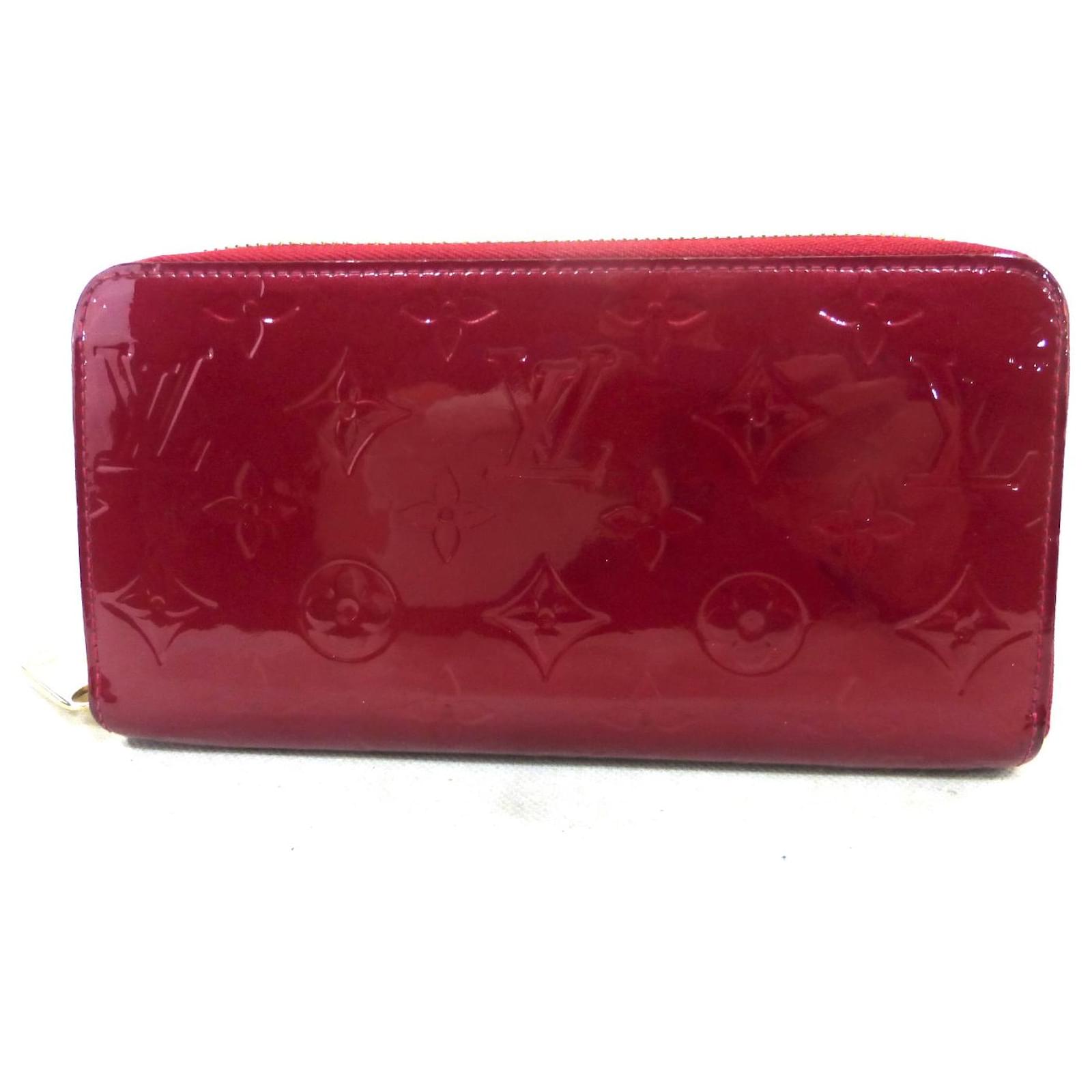 Louis Vuitton Womens EPI Leather Zippy Organizer Wallet Red