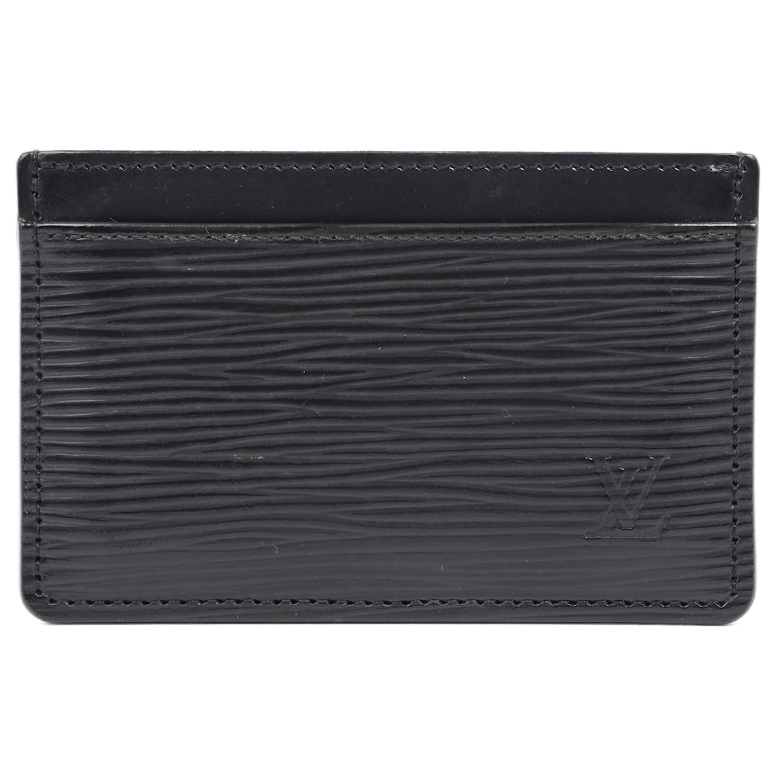 Portacarte Louis Vuitton in pelle Epi nera Nero ref.1006692 - Joli Closet