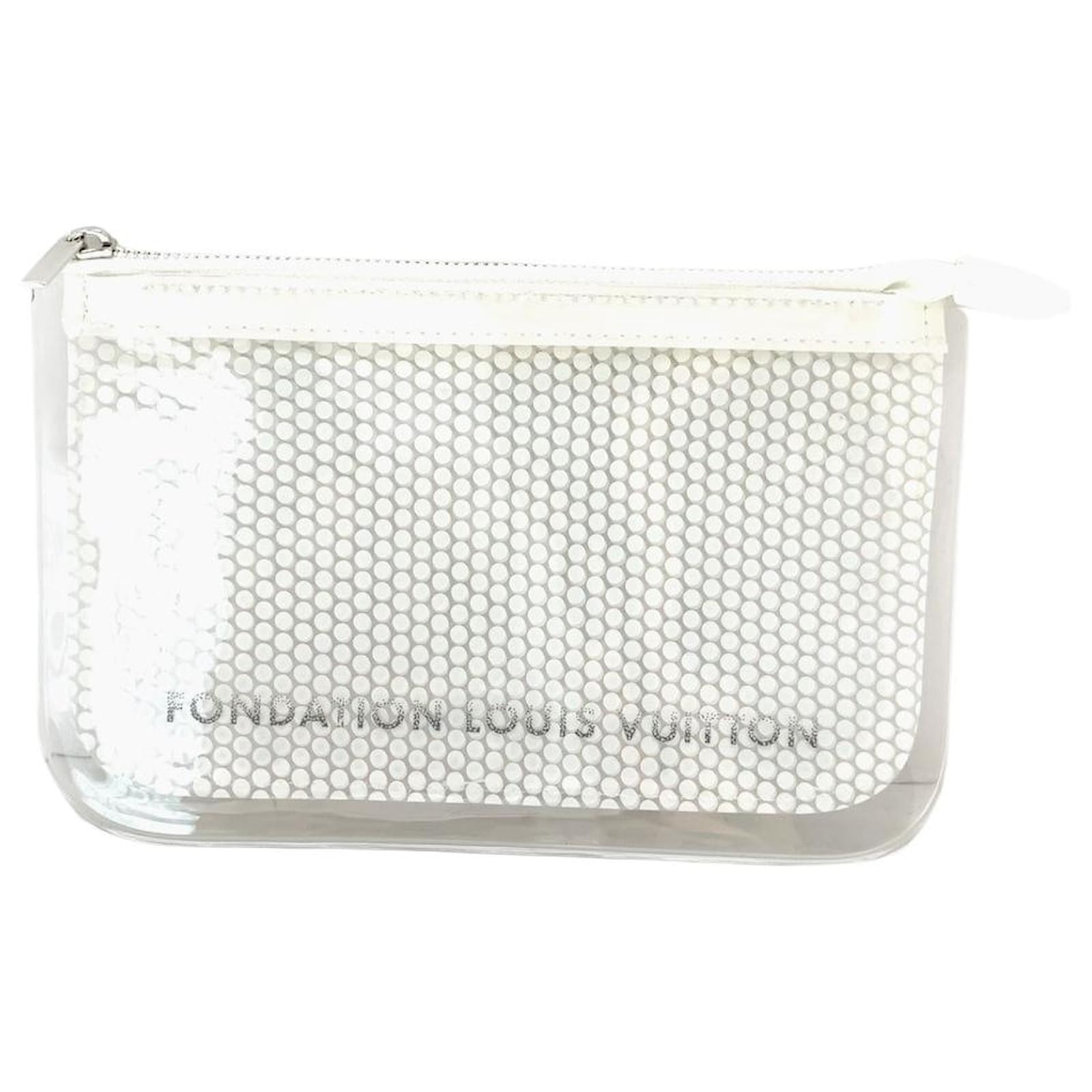 Louis Vuitton Trousse de Toilette White Cloth ref.212709 - Joli Closet