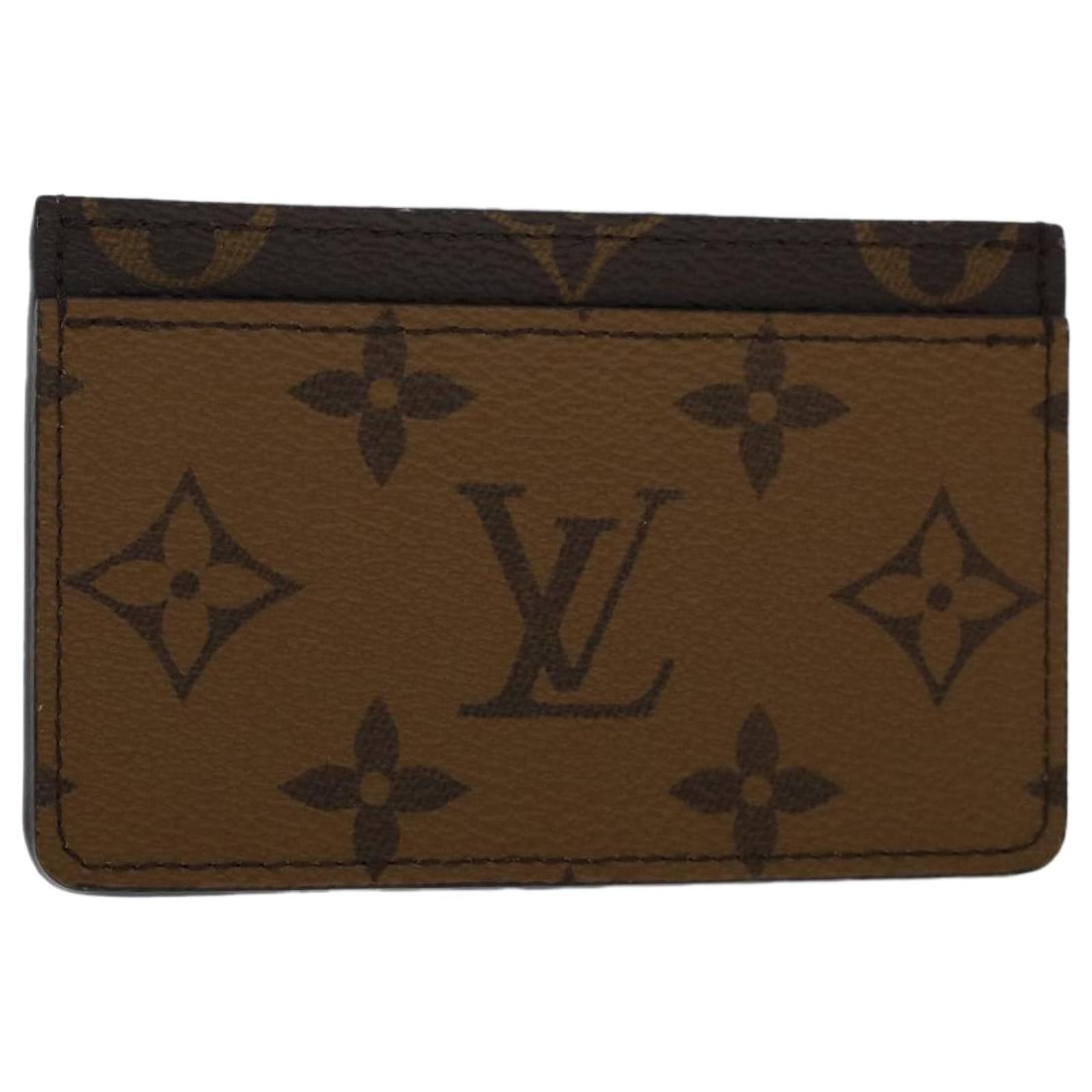 Louis Vuitton Monogram Reverse Card Holder Wallet  Louis vuitton monogram,  Vuitton, Card holder wallet