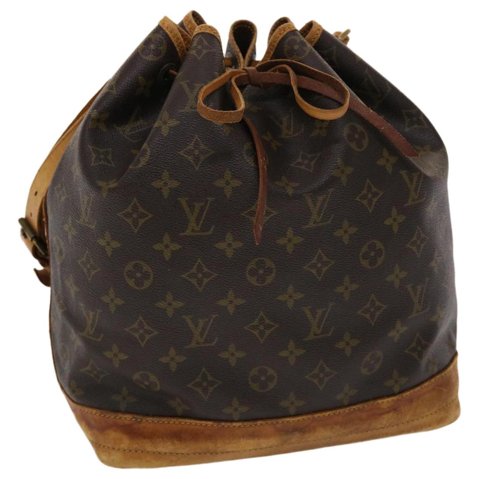 Vintage LV handbag  Lv handbags, Handbag, Louis vuitton bag