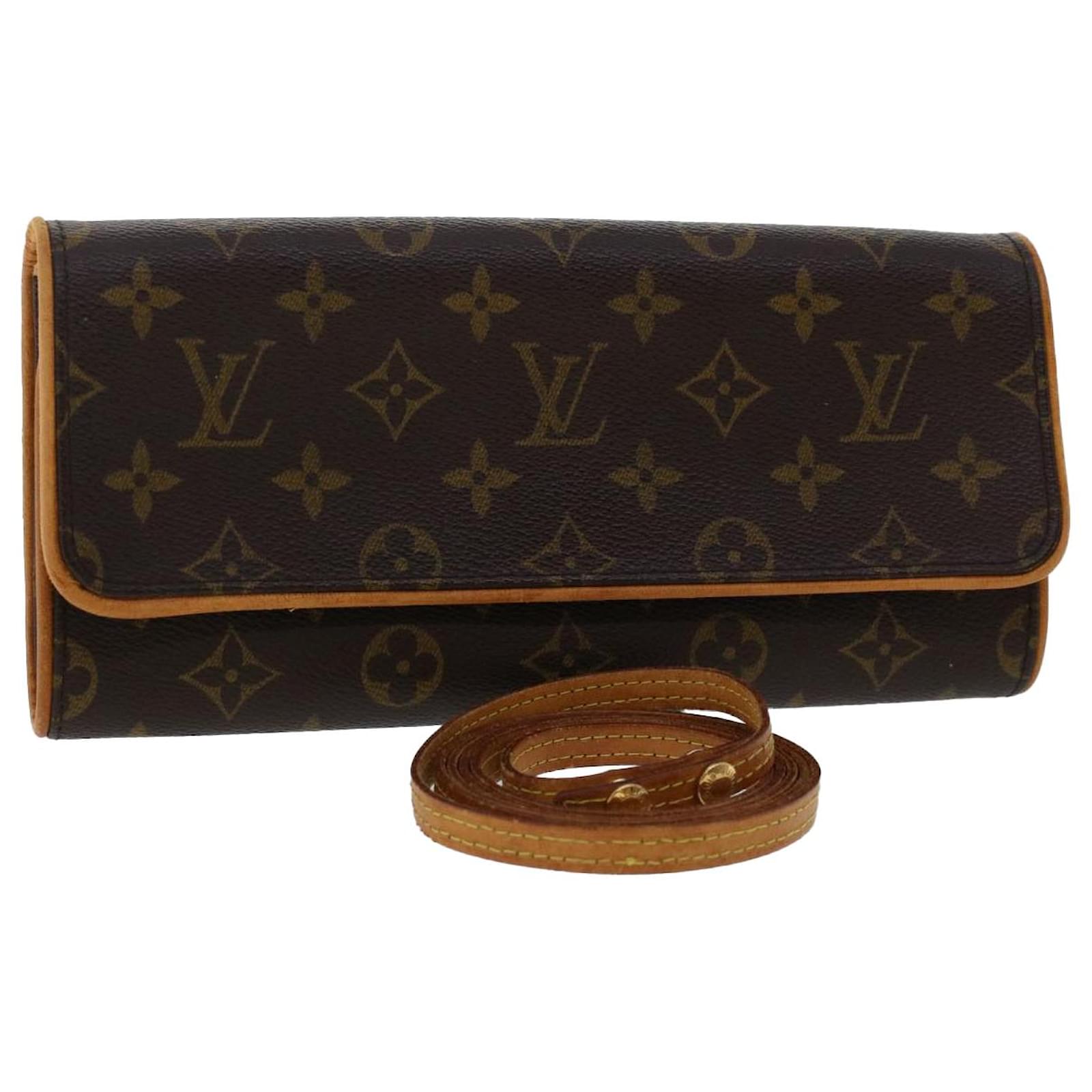 Louis Vuitton Pochette Twin Gm