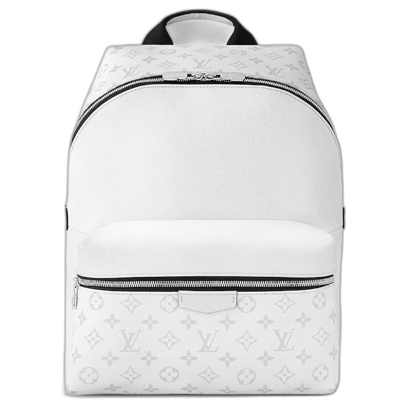 Louis Vuitton LV Discovery backpack white Cloth ref.972765 - Joli Closet