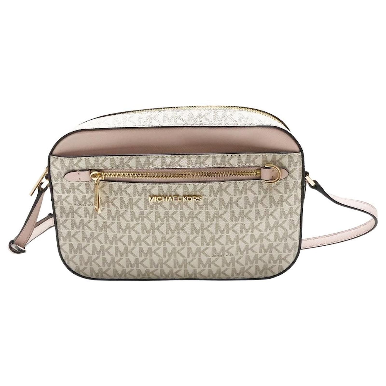 Michael Kors chain strap  White crossbody bag, Michael kors crossbody bag,  Chain strap