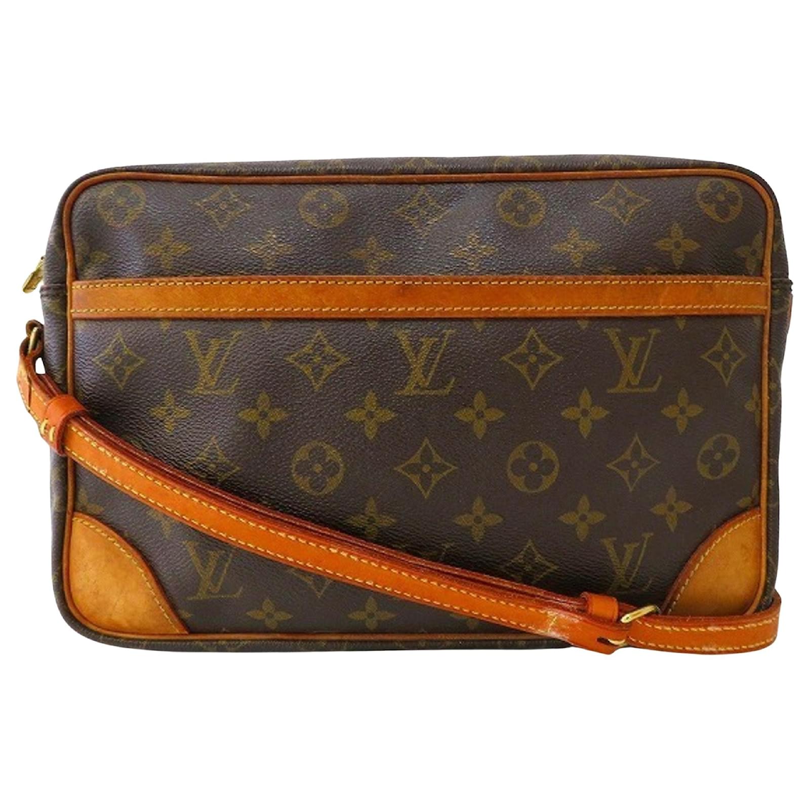 Louis-Vuitton-Epi-Leather-Speedy-35-Boston-Bag-Toledo-Blue-M42995