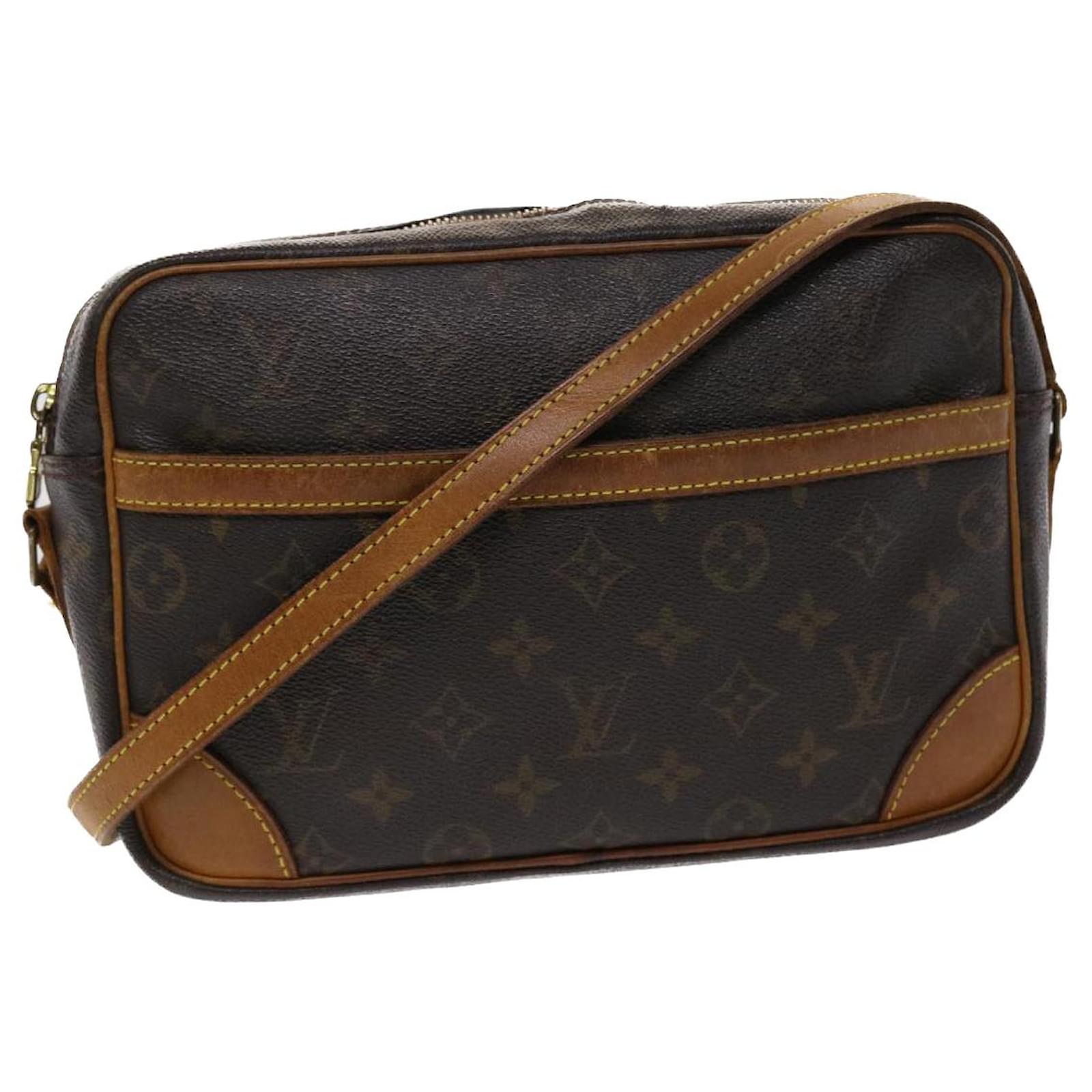 Louis Vuitton LV Vintage Trocadero Crossbody Bag, Luxury, Bags