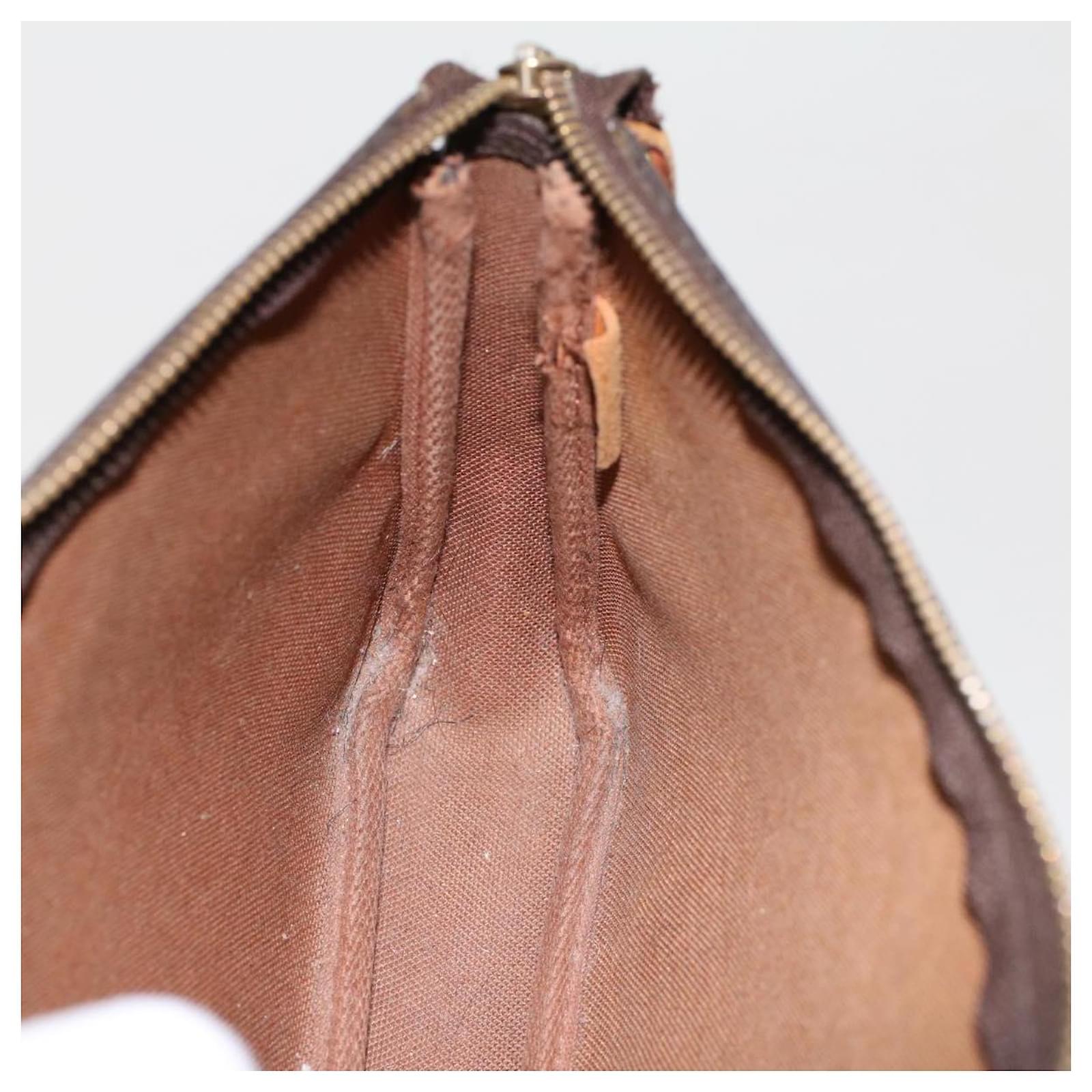 Pochette Accessoire cloth clutch bag