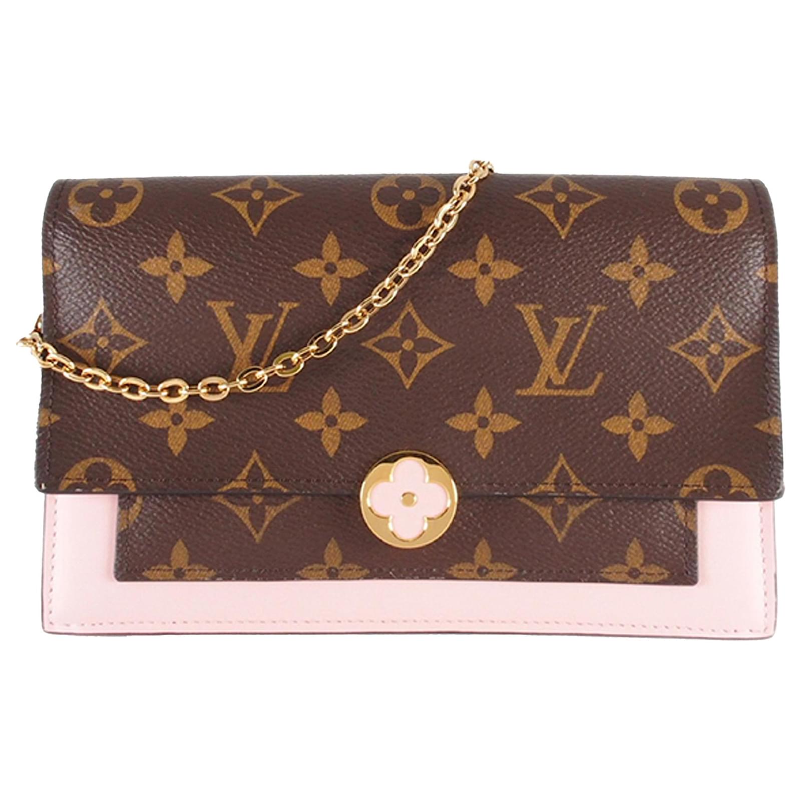 Louis Vuitton Brown Monogram Flore Wallet On Chain Cloth ref.978981 - Joli  Closet