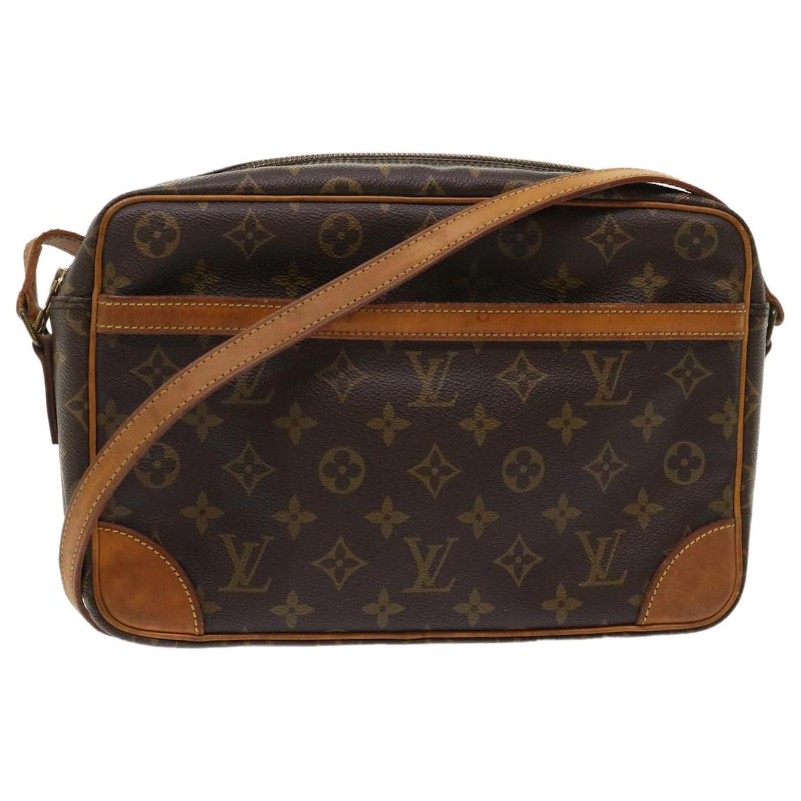 Louis Vuitton Monogram Trocadero 30 Shoulder Bag M51272 LV Auth bs6480  Cloth ref.979483 - Joli Closet