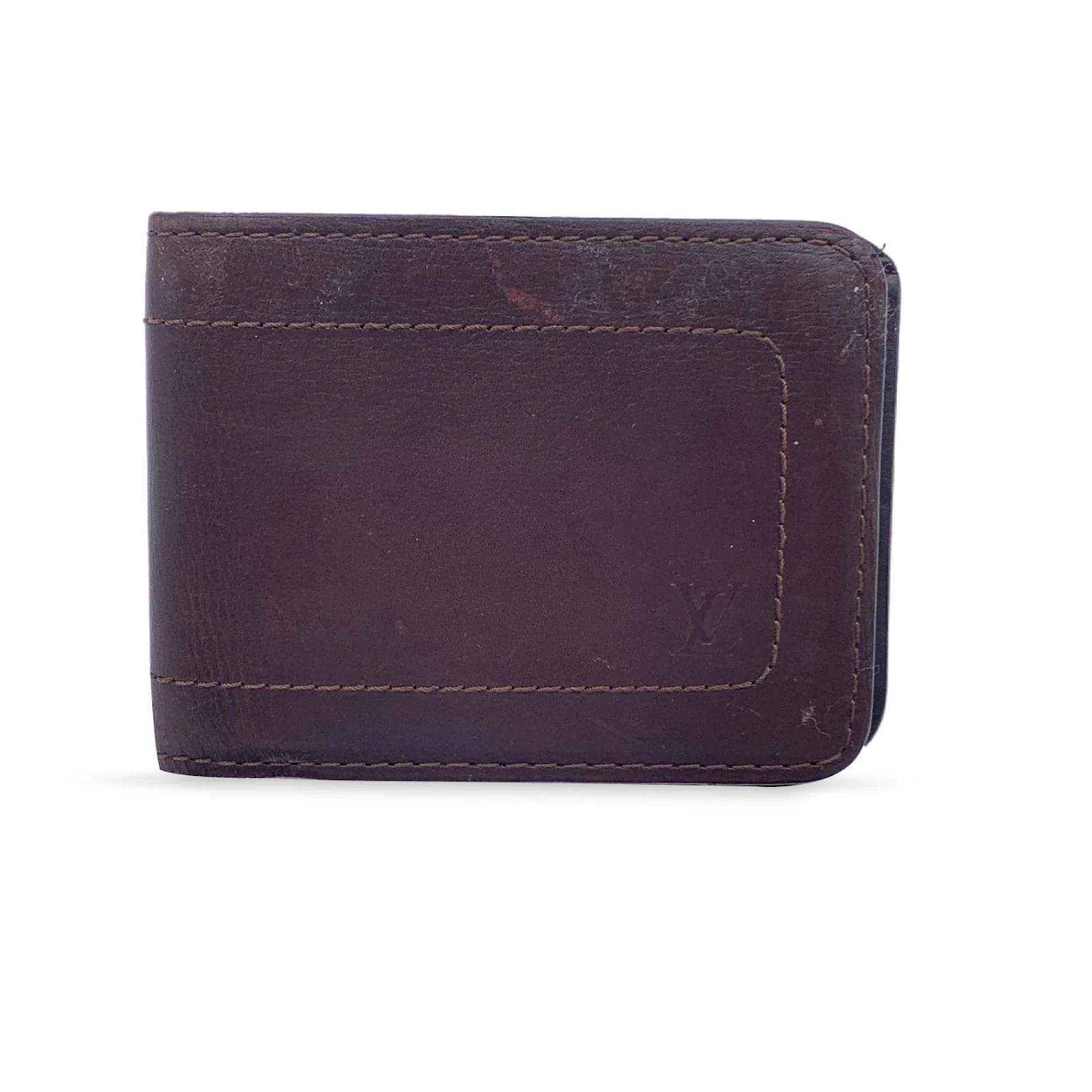 Louis Vuitton Brown Leather Utah Men Bifold Wallet M92074 ref.979581 - Joli  Closet